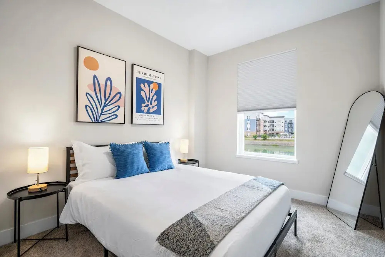 Spacious 4BR Warrenville Home- Rep 1