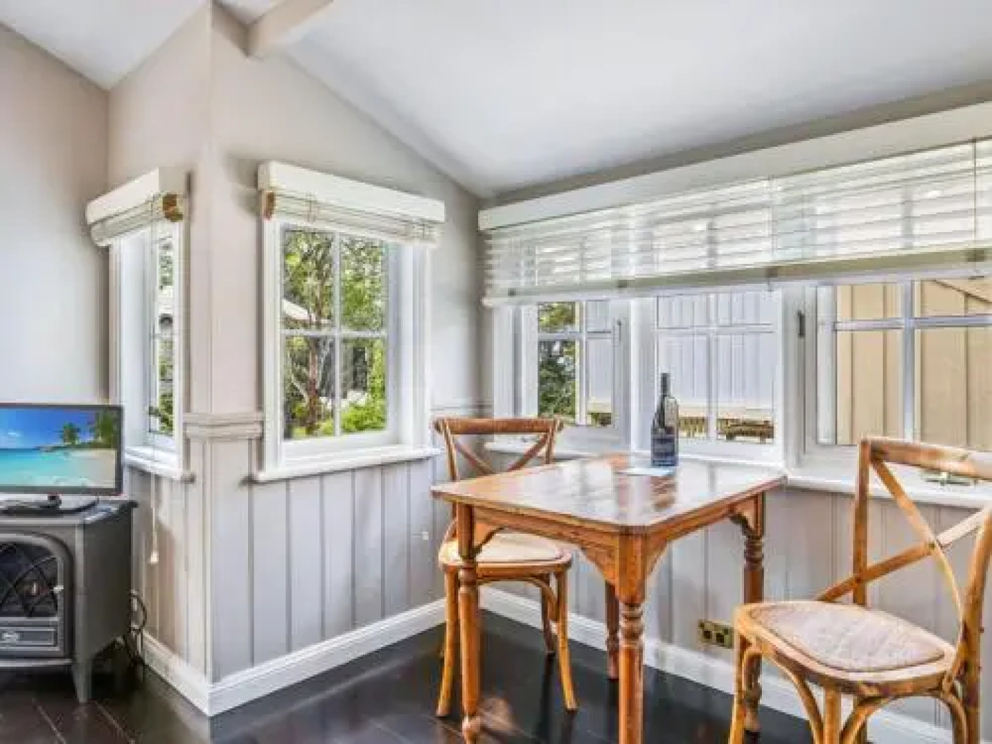 Cottage 5 Hyams Beach Seaside Cottages