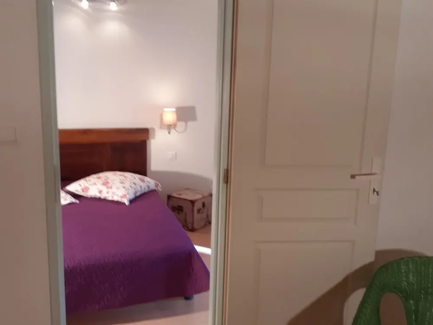 Cozy Holiday Home in Uzer with Swimming Pool