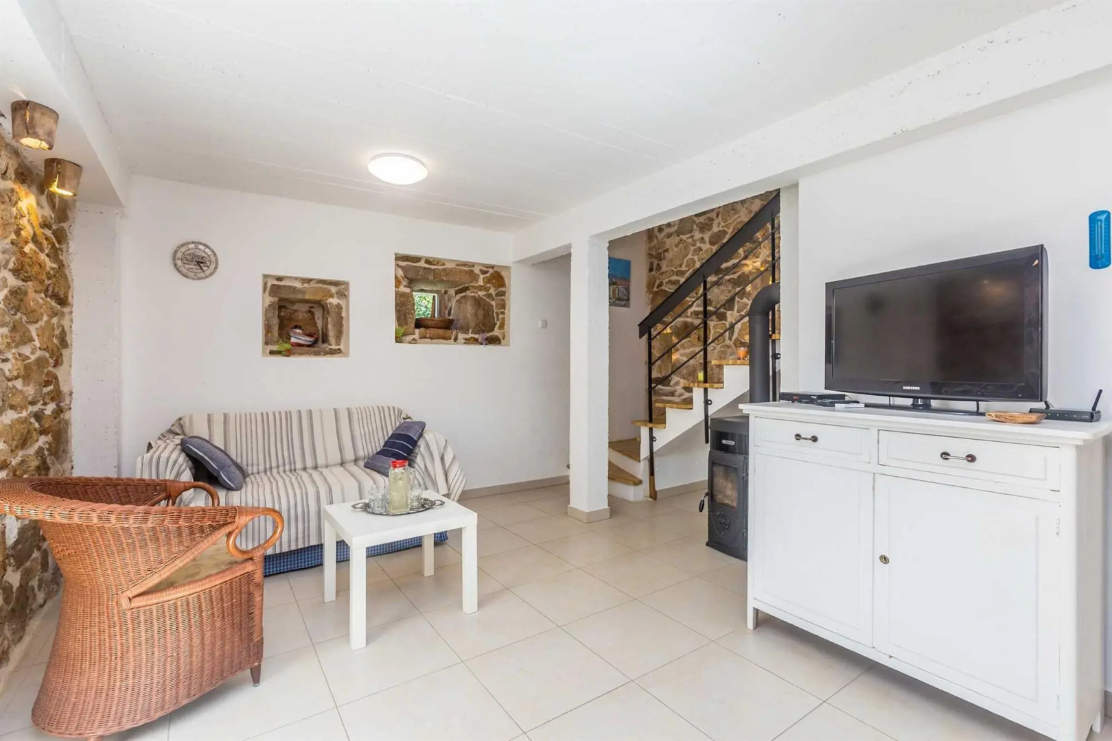 Holiday House Lara 04401