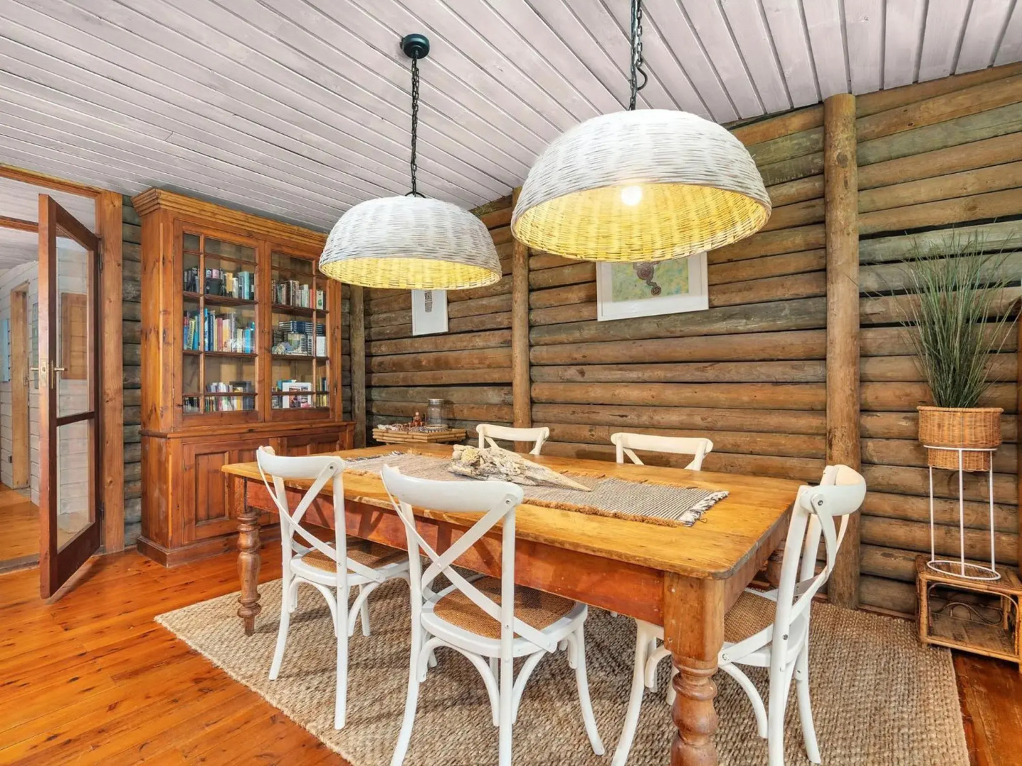 The Lake House at Erowal Bay 4pm Check Out Sundays