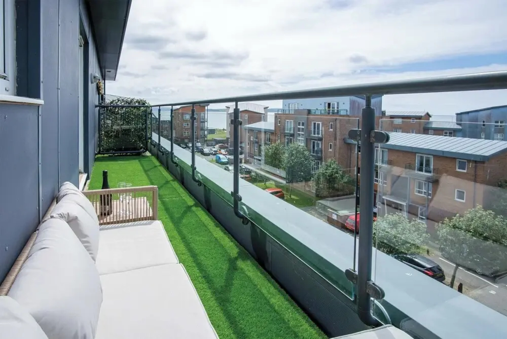 Skyline Duplex Penthouse - Llanelli