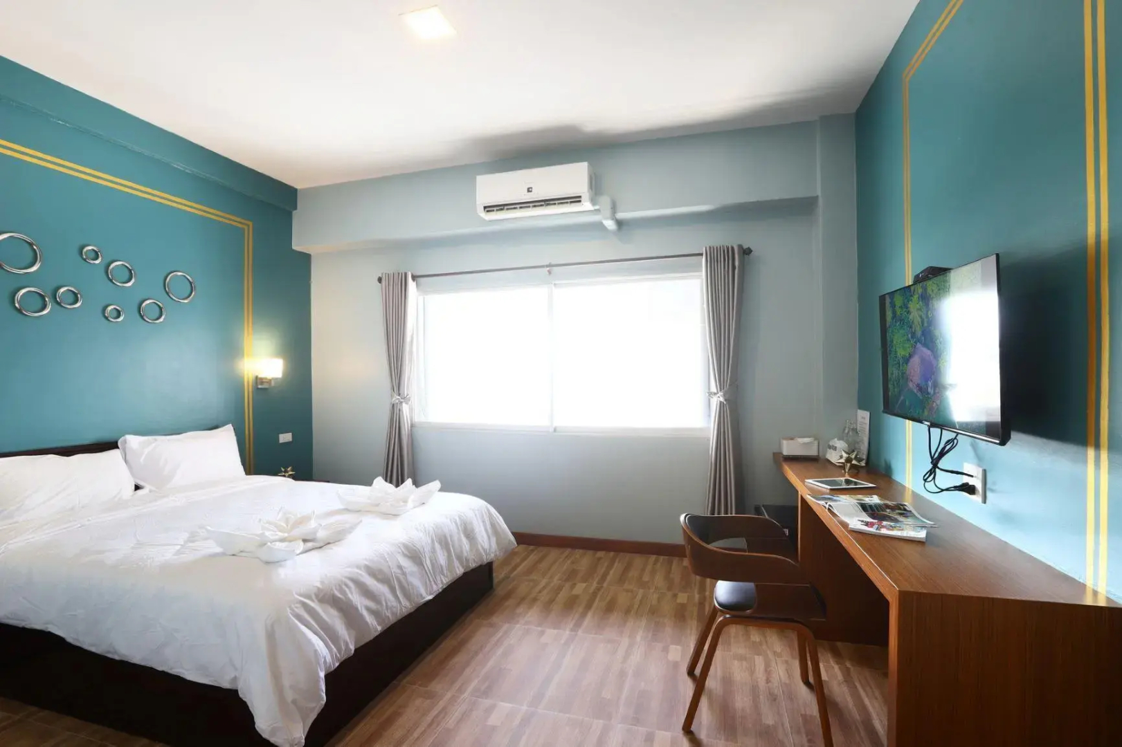 Mest Hotel (SHA Extra Plus)