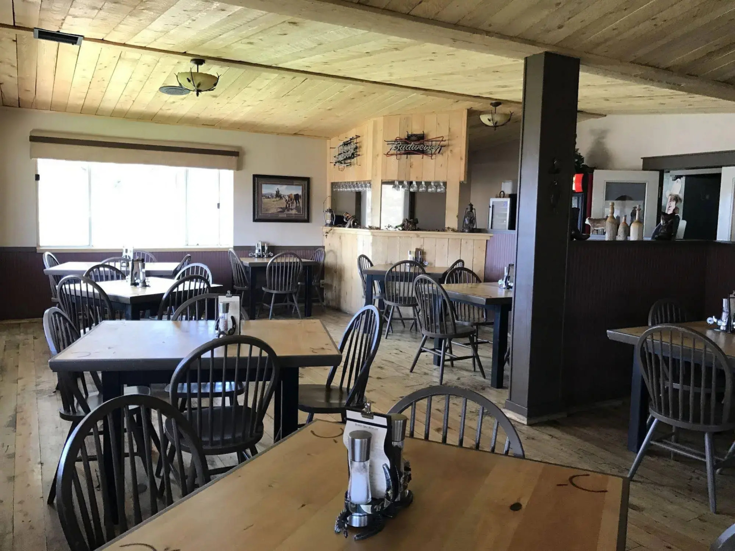 Broken Spur Inn & Steakhouse