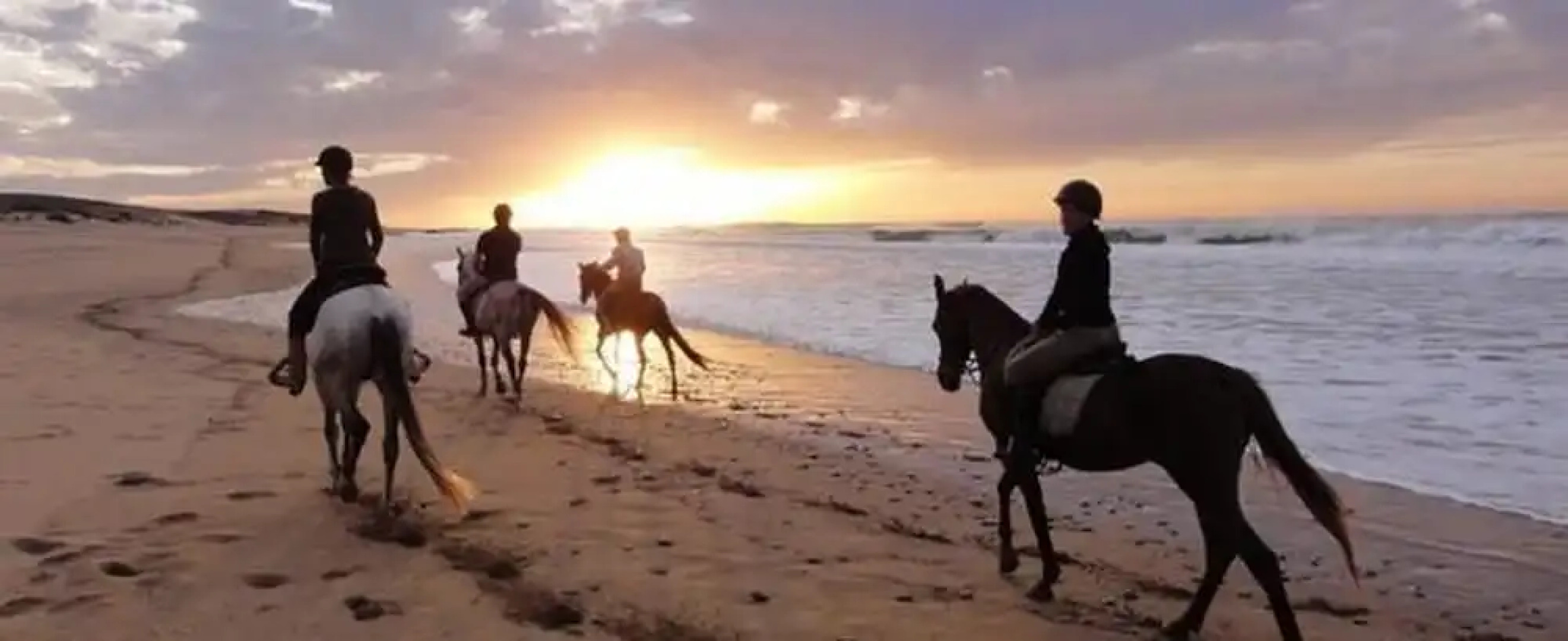 Apartment With 2 Bedrooms in Neufchâtel-hardelot, With Pool Access, Furnished Garden and Wifi - 2 km From the Beach