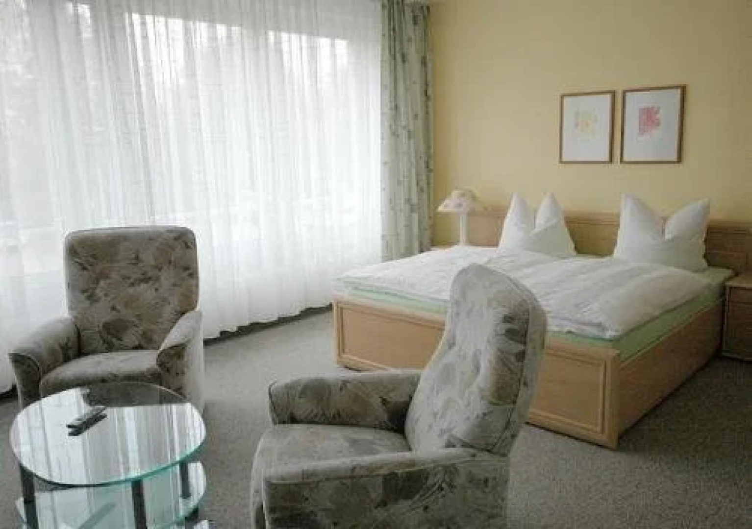 Garni Hotel-West