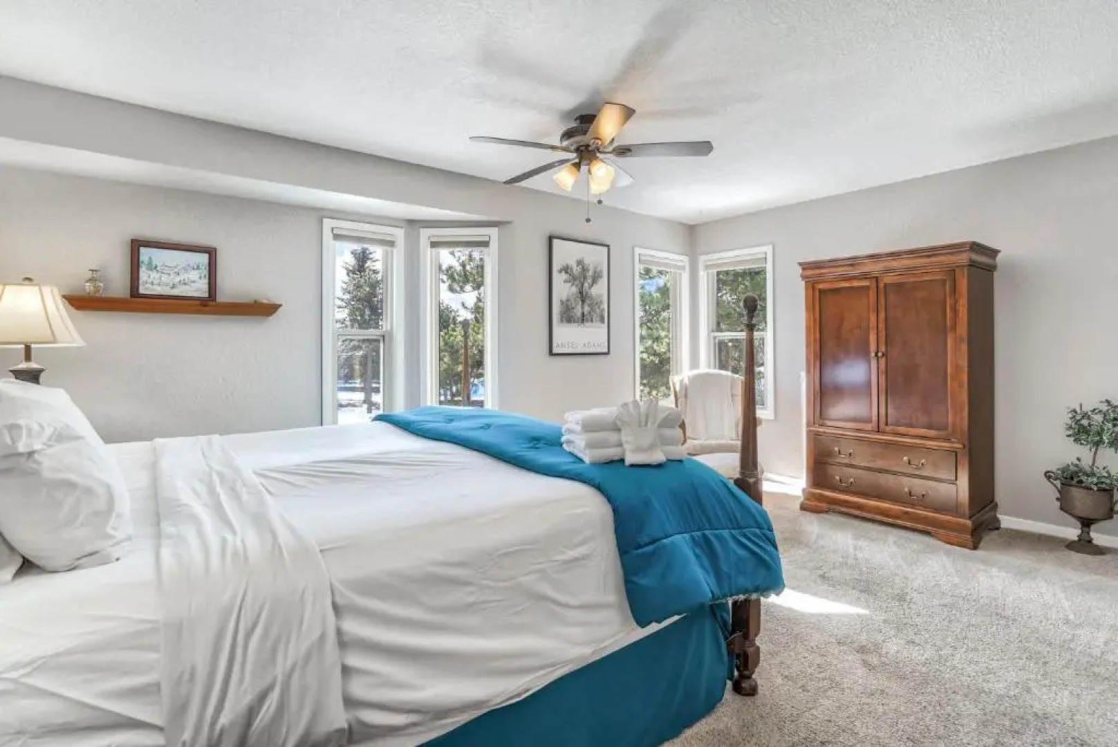 4BD Woodland Lodge Pool Table Grill Dogs Welcome