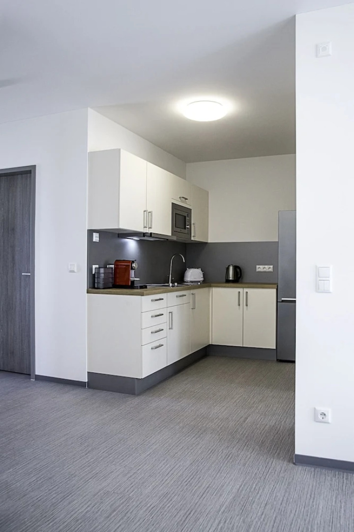 Prime Apartments and Rooms