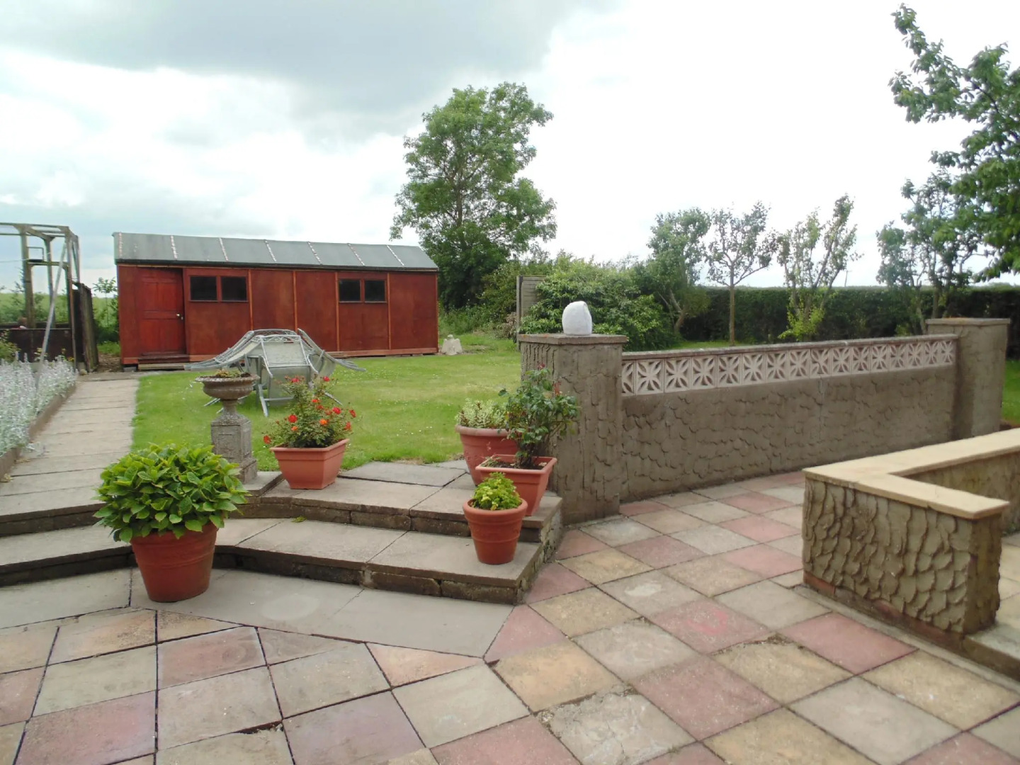 The Amethyst Hotel by Paymán Club