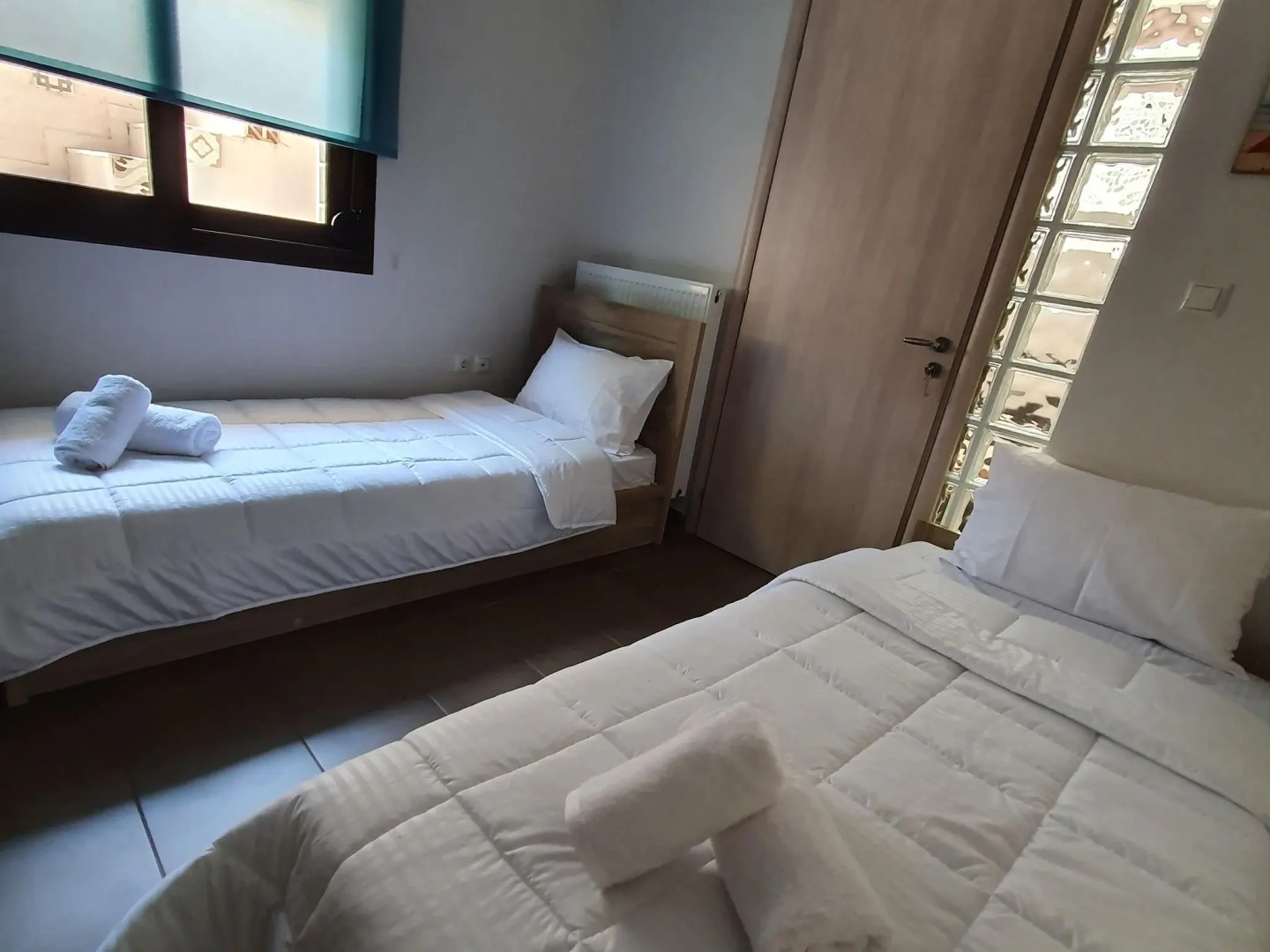 Apartment in Loutra Elenis With Garden