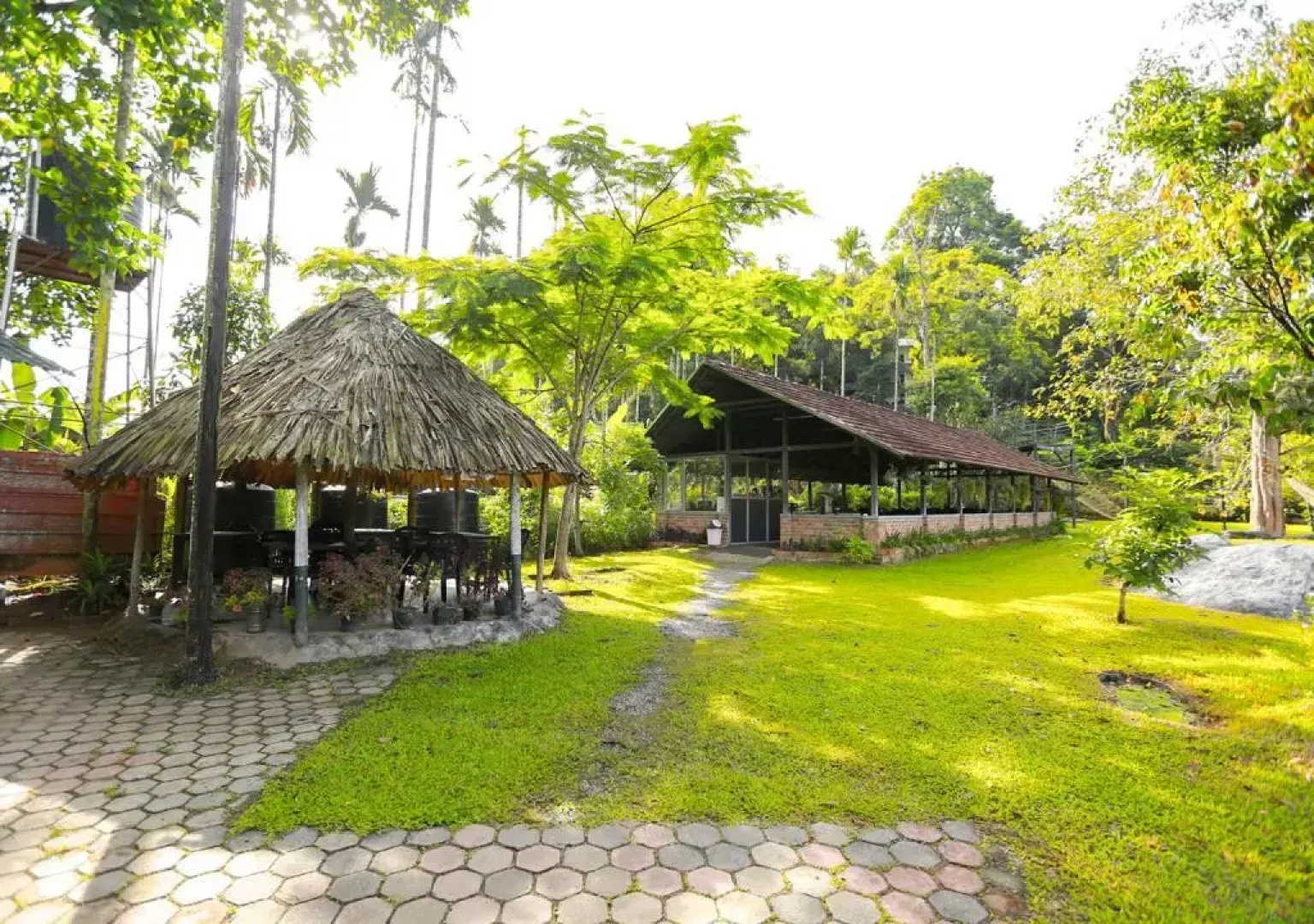OYO Premium Hill Stays Kolagappara