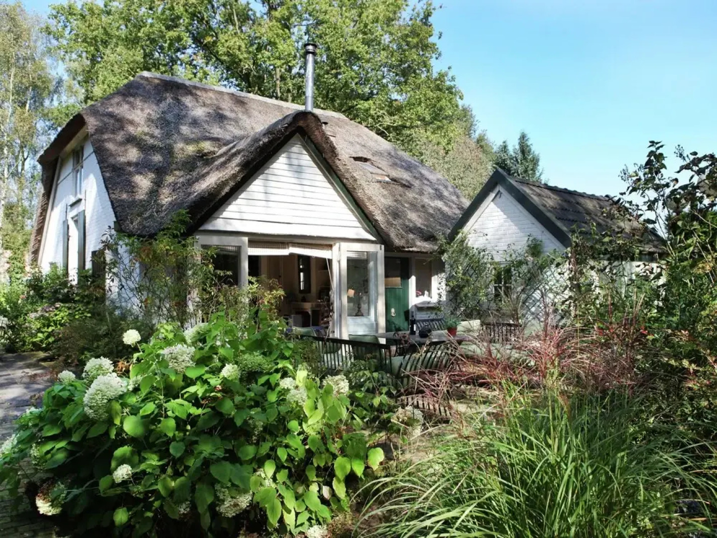 Situated in the Foreland Country Side This Detached Home