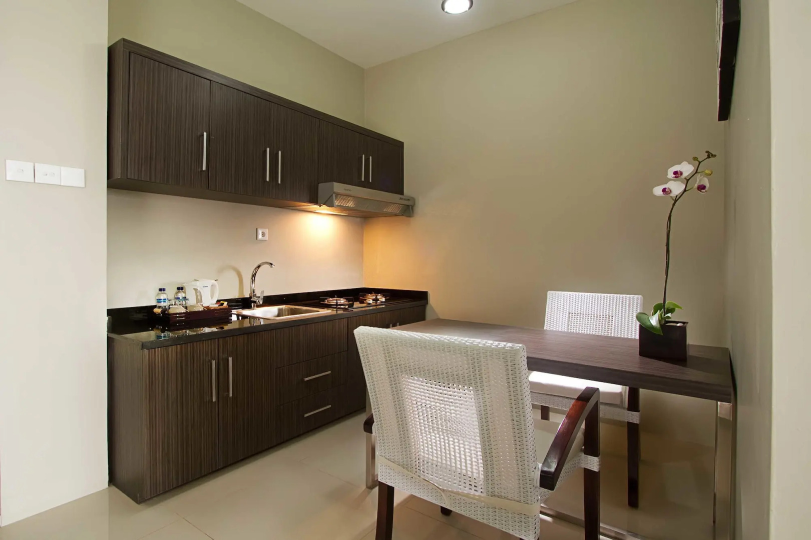 DenBukit Residence and Suite