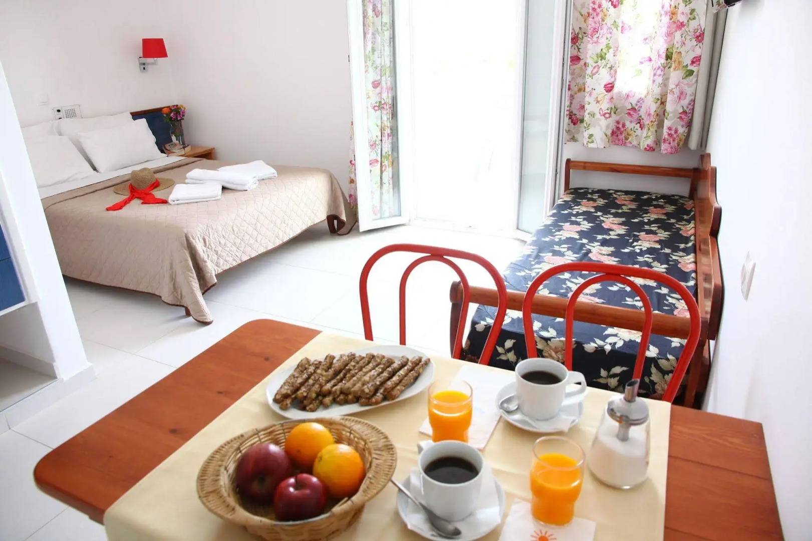 Bellos Hotel Apartments