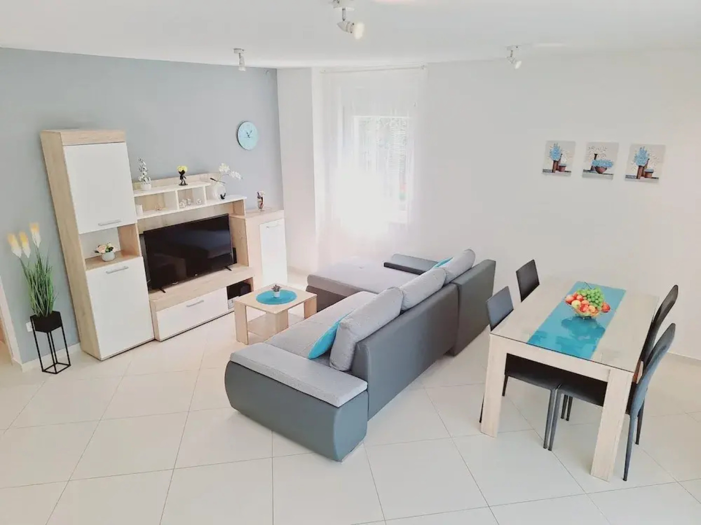 Modern Apartment in Kastel Stafilic With Fenced Garden