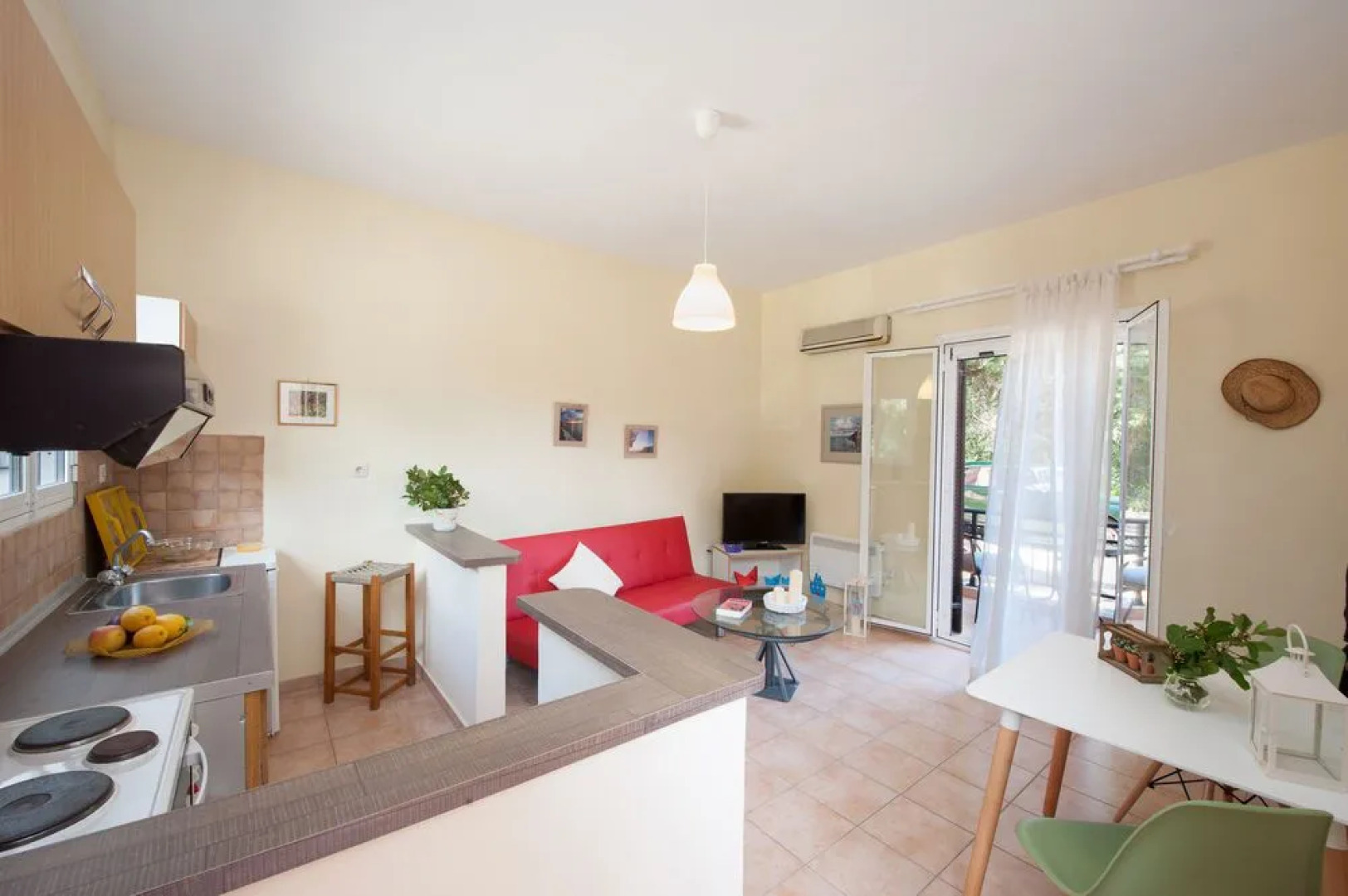 Wildrose Corfu Apartments