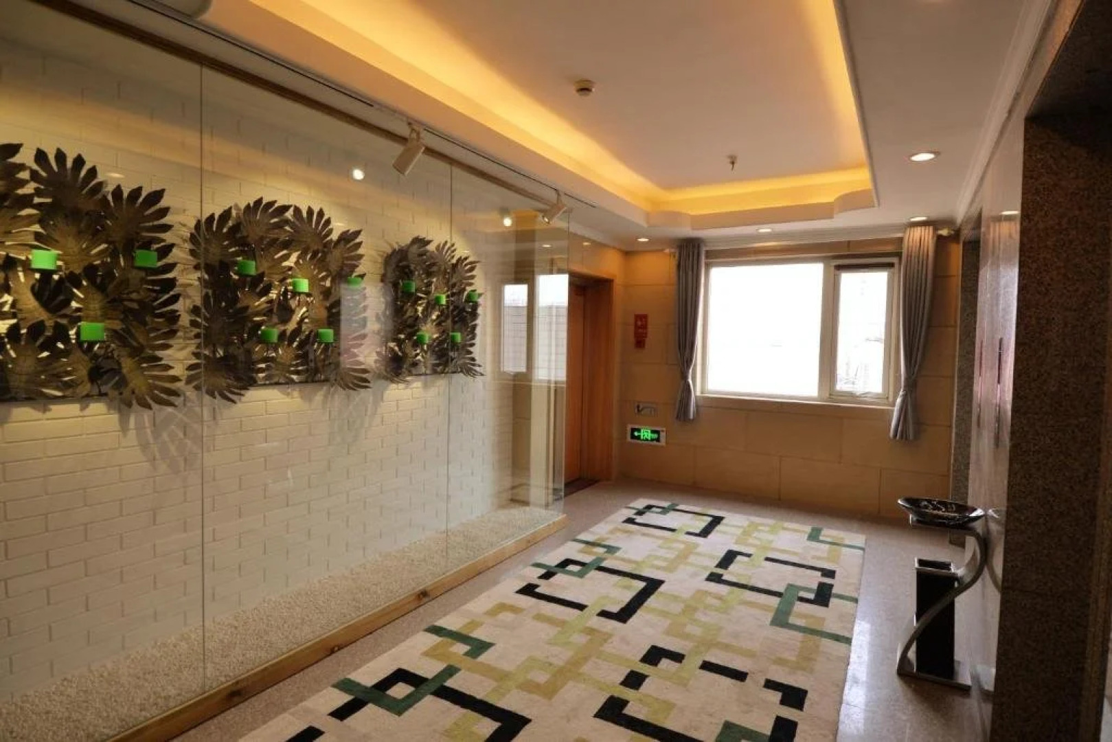 Langyun Hotel(Zhangshan Branch)