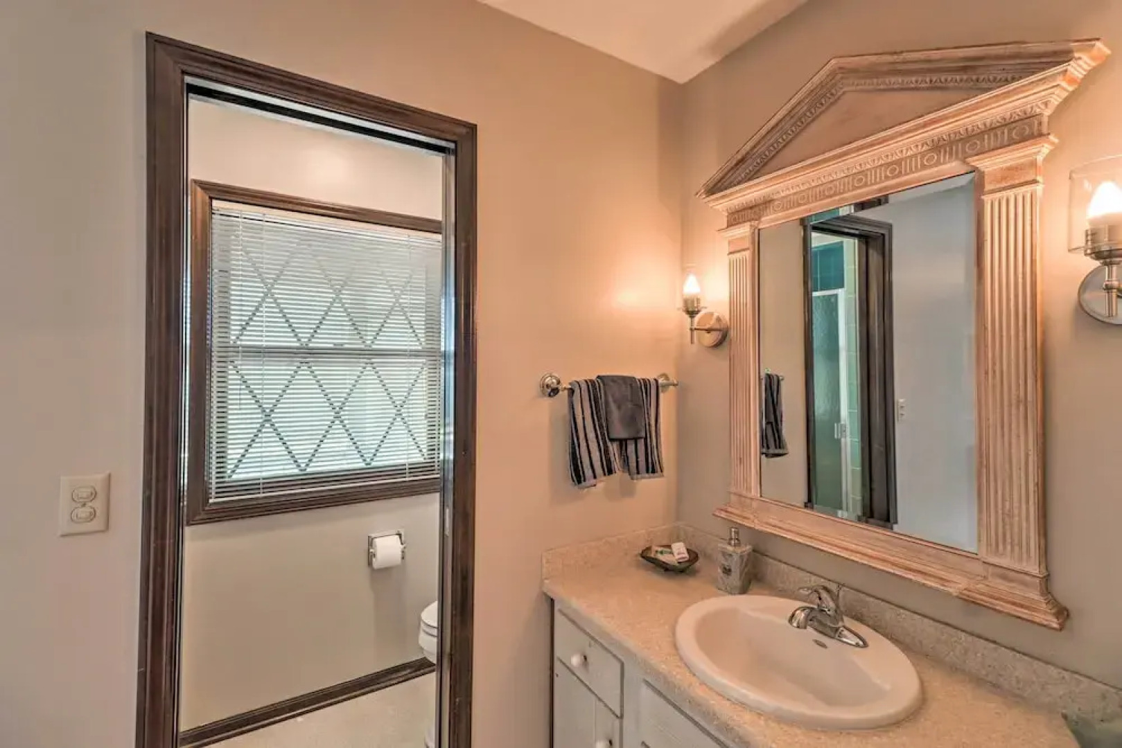 'soaring Heights' w/ Sunset & Mountain Views