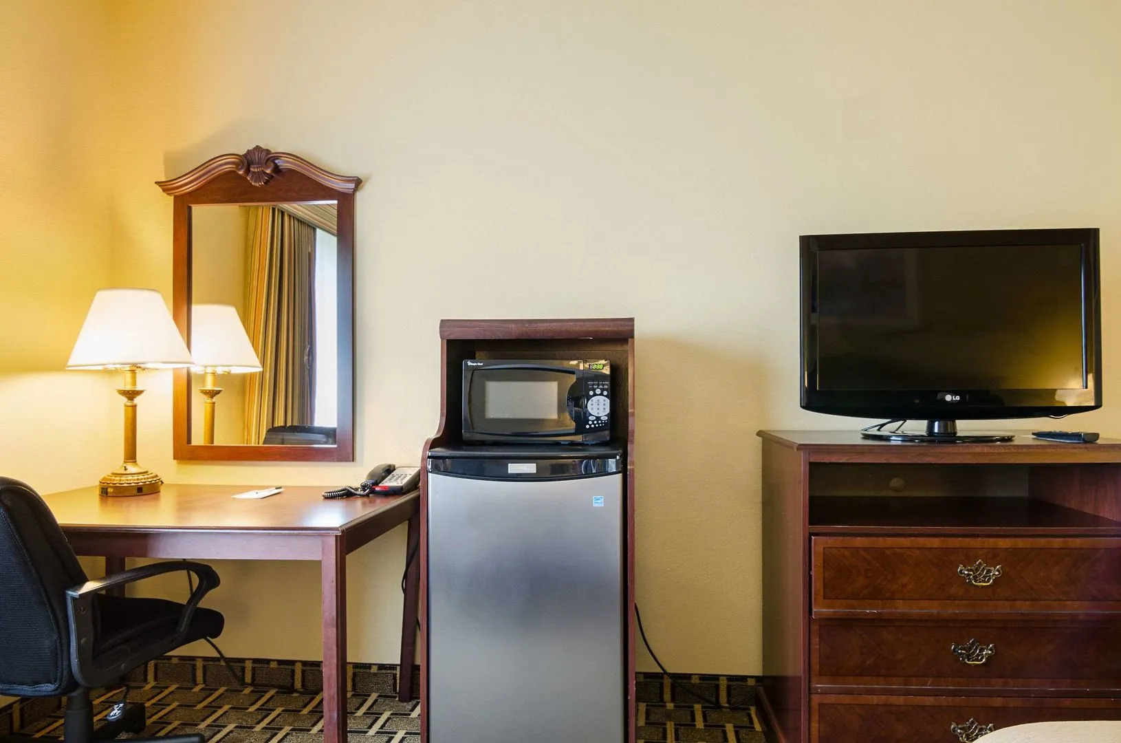 Holiday Inn Express & Suites Olathe South by IHG