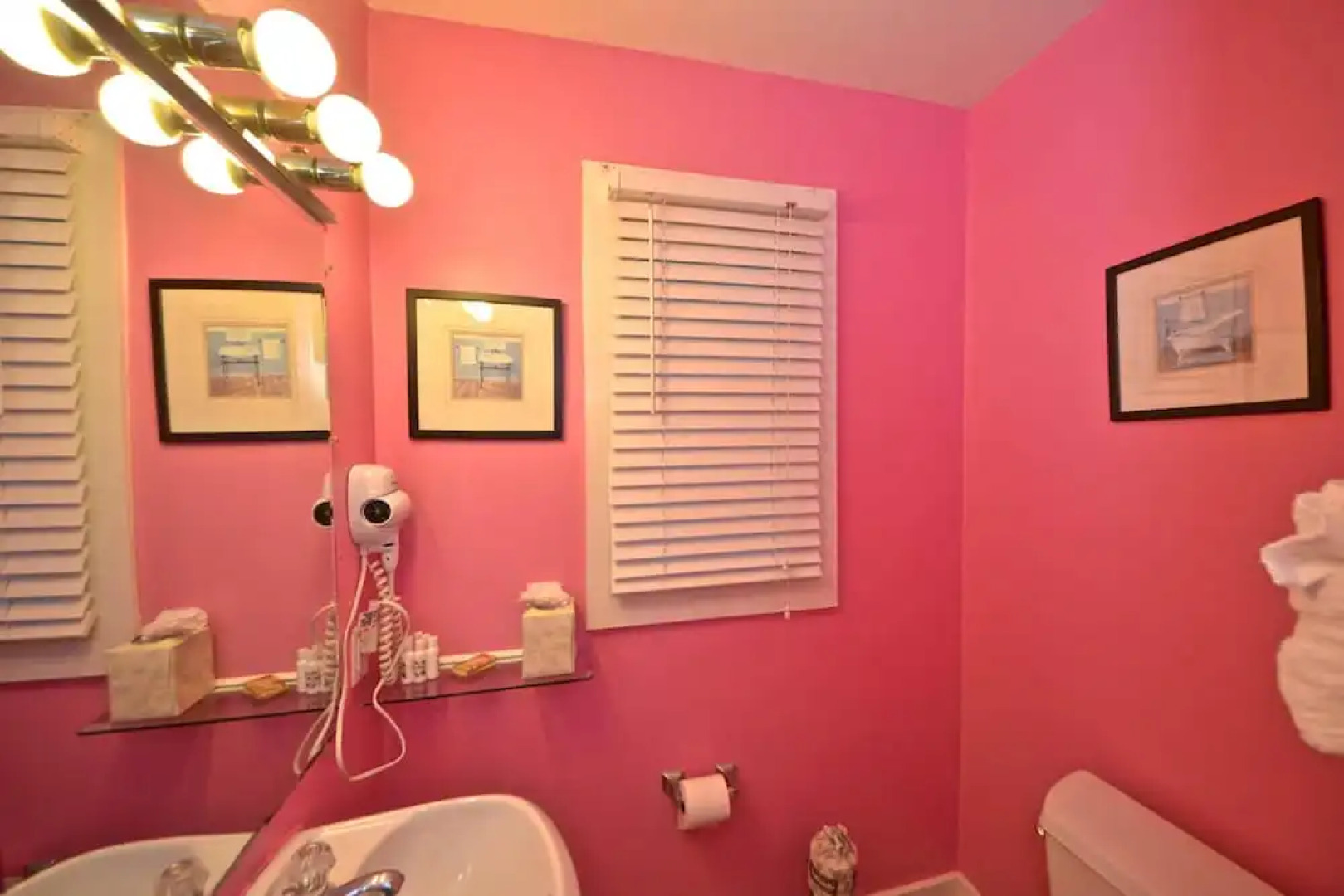 Simonton Court Cottages