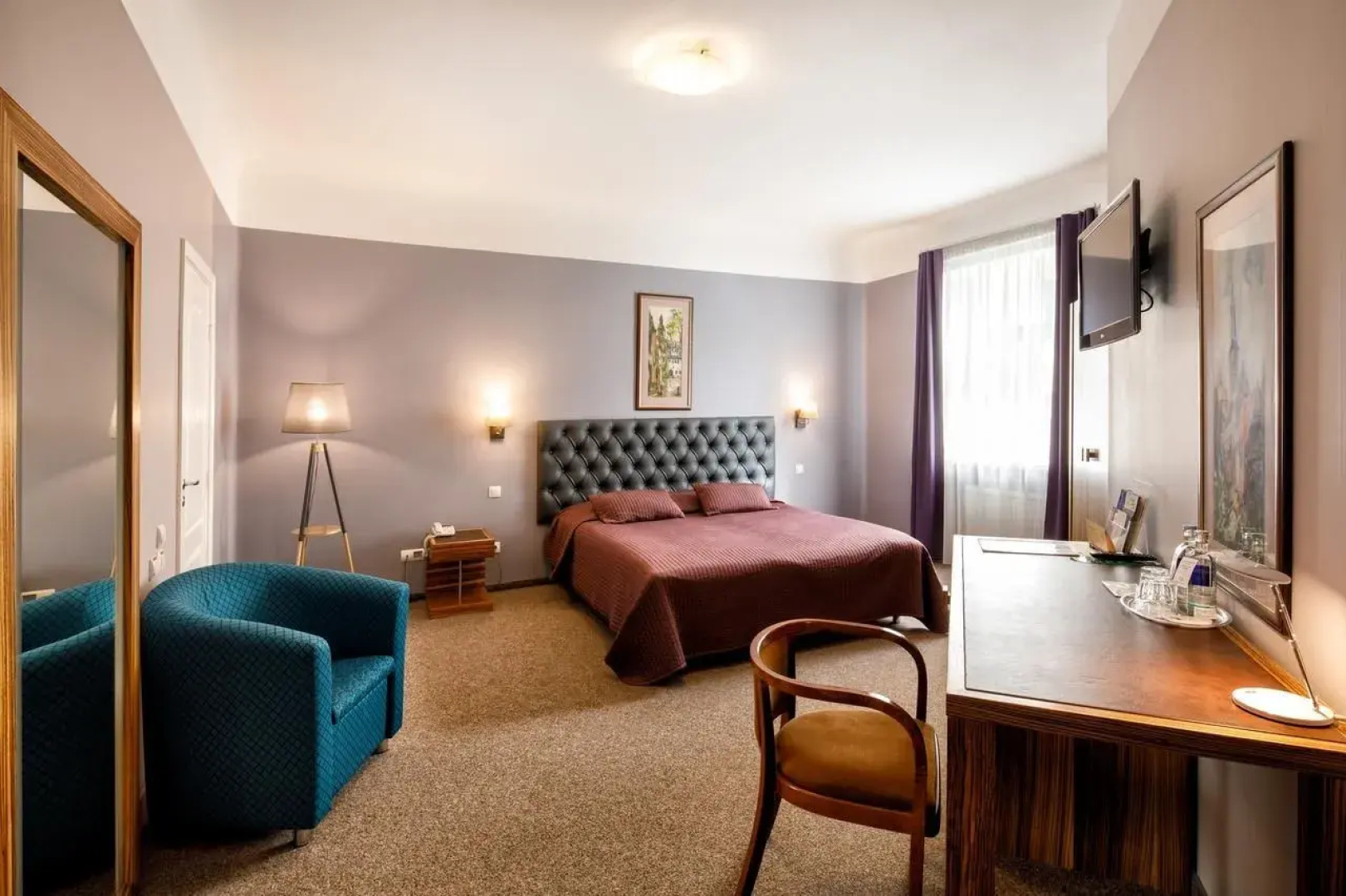City Hotel TEATER
