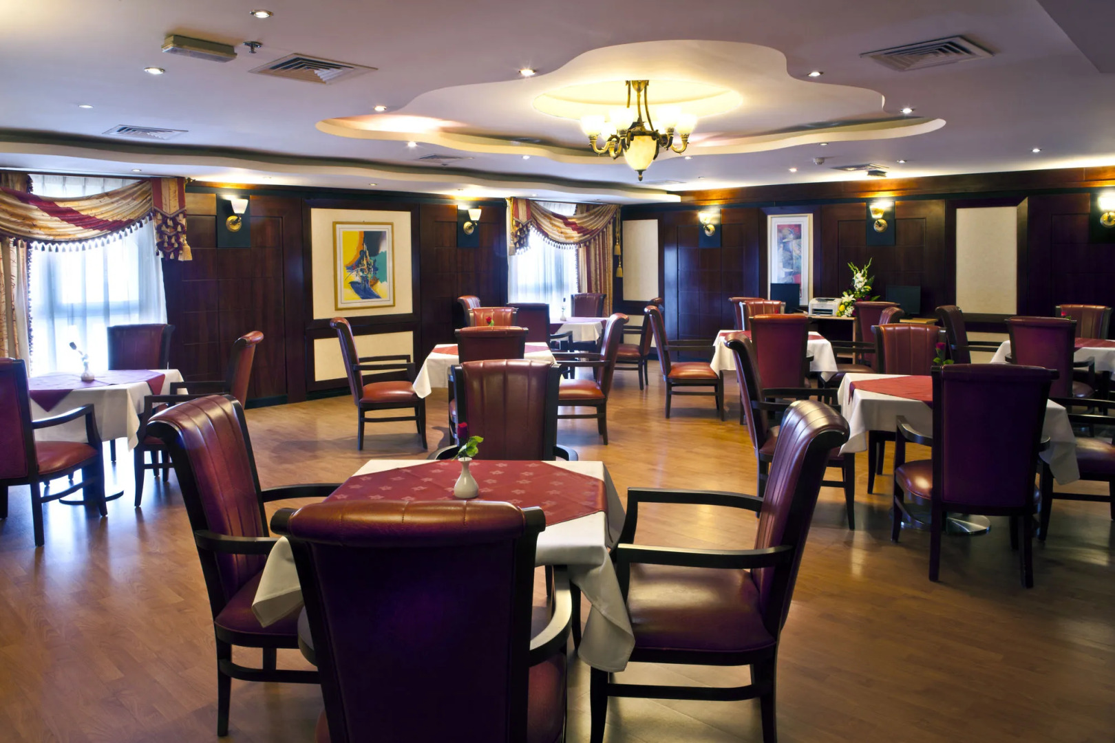 Landmark Plaza Hotel