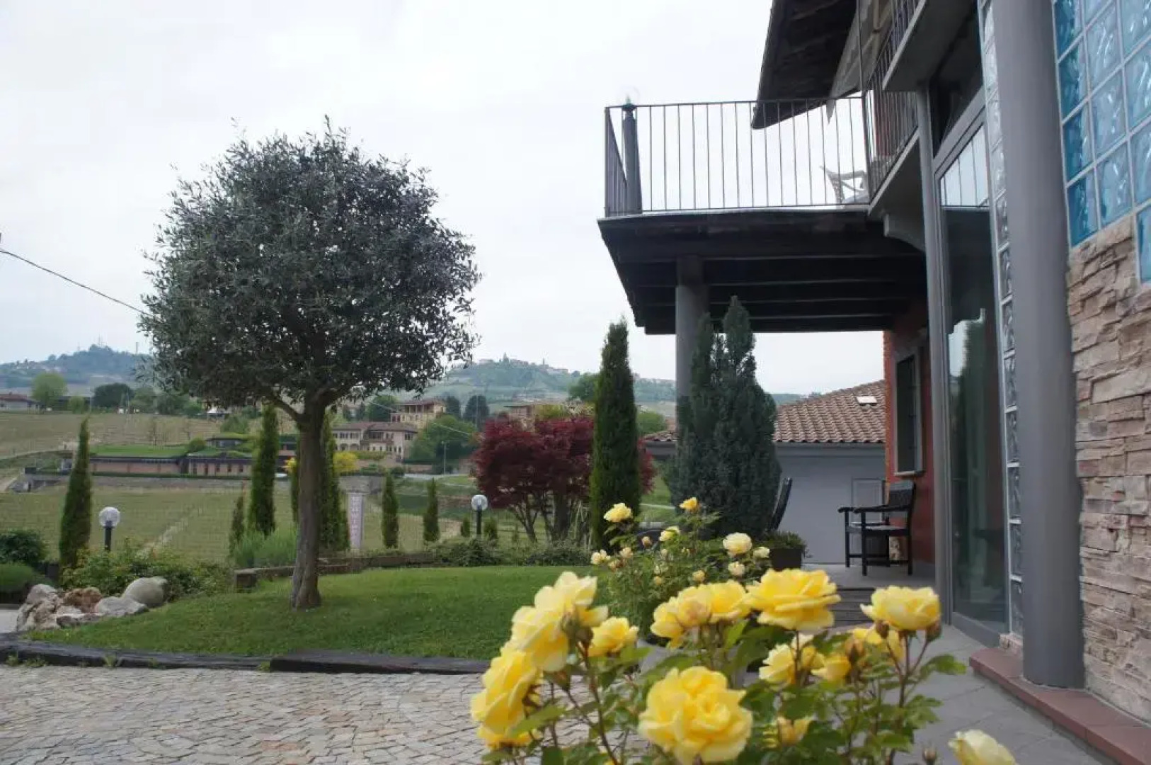 Red Wine - Guest House