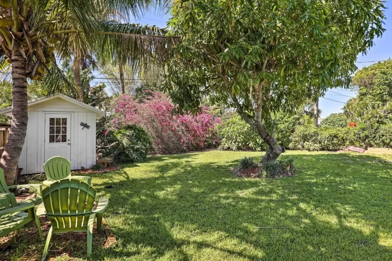 Vibrant Stuart Getaway w/ Private Hot Tub!