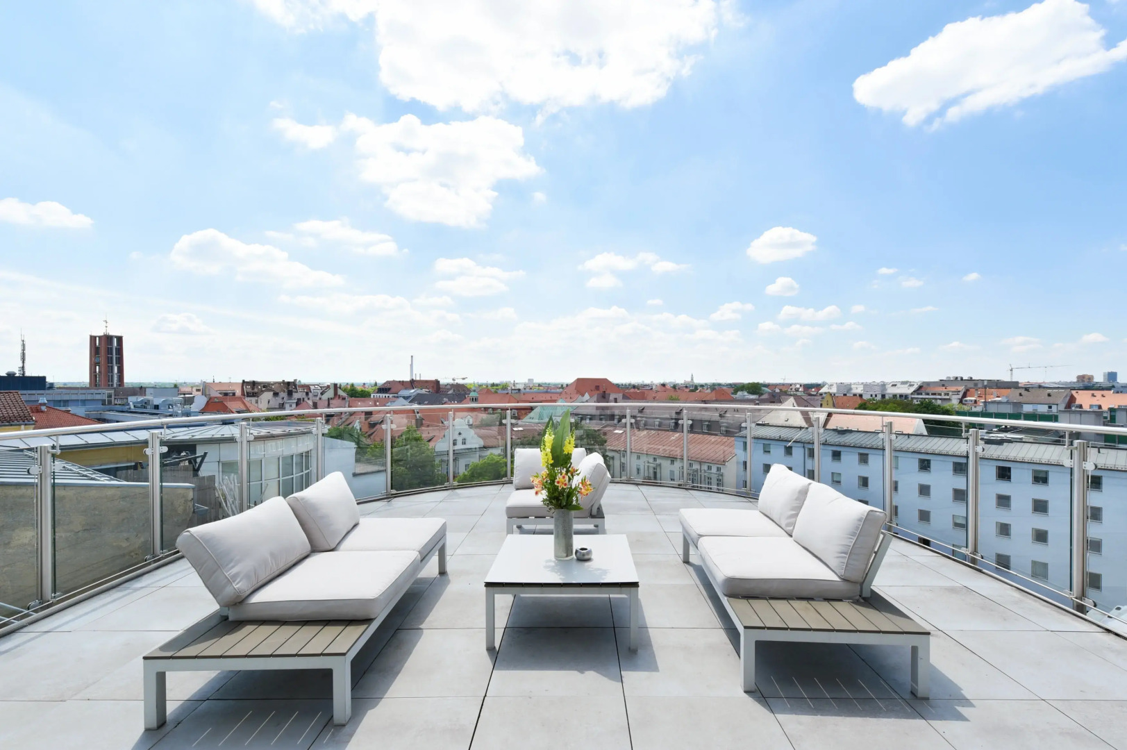 Koos Hotel & Apartments