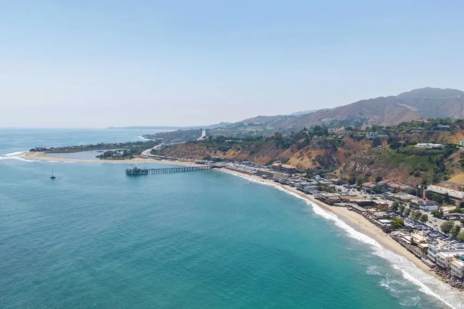 Oceanfront Gem w/ Balcony, Pool, Hot Tub & Carbon Beach Access Bluewater Haven by Avantstay