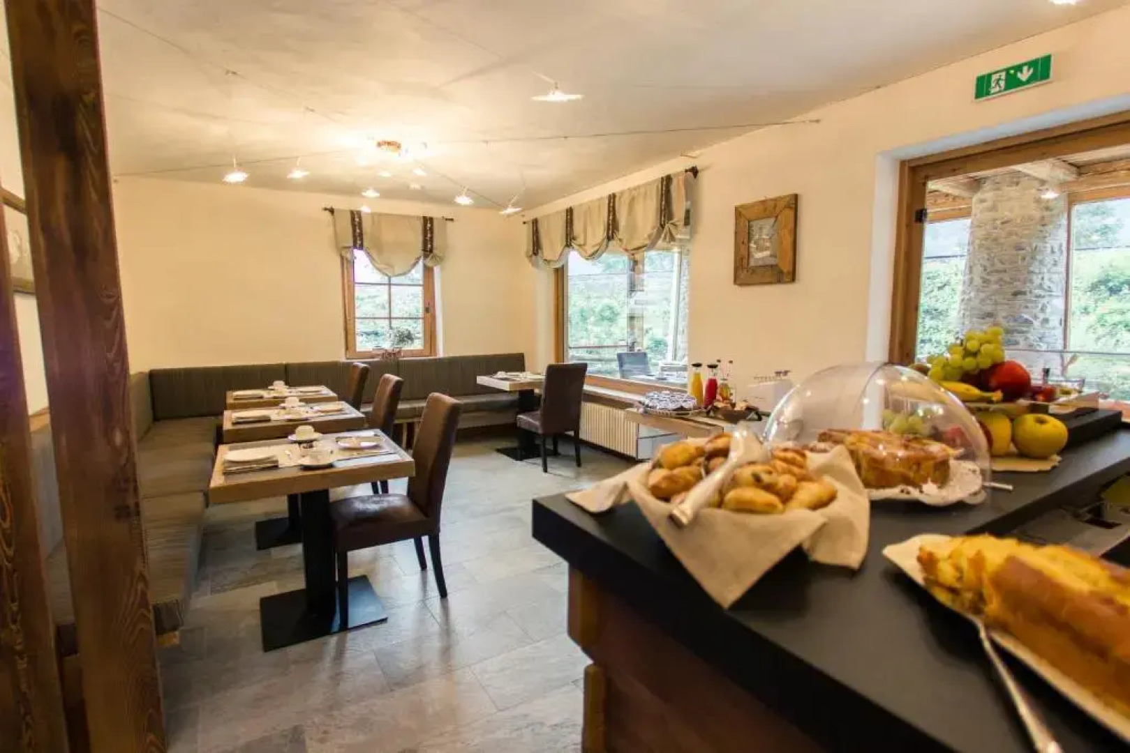 Hotel Les Montagnards