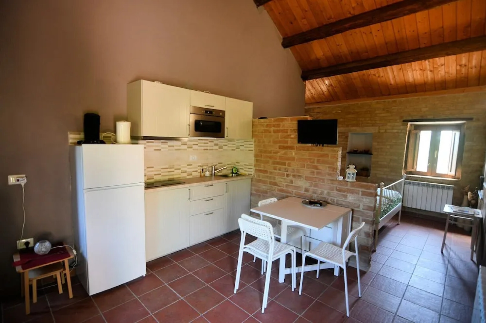 Charming 2-bed Apartment in Petritoli