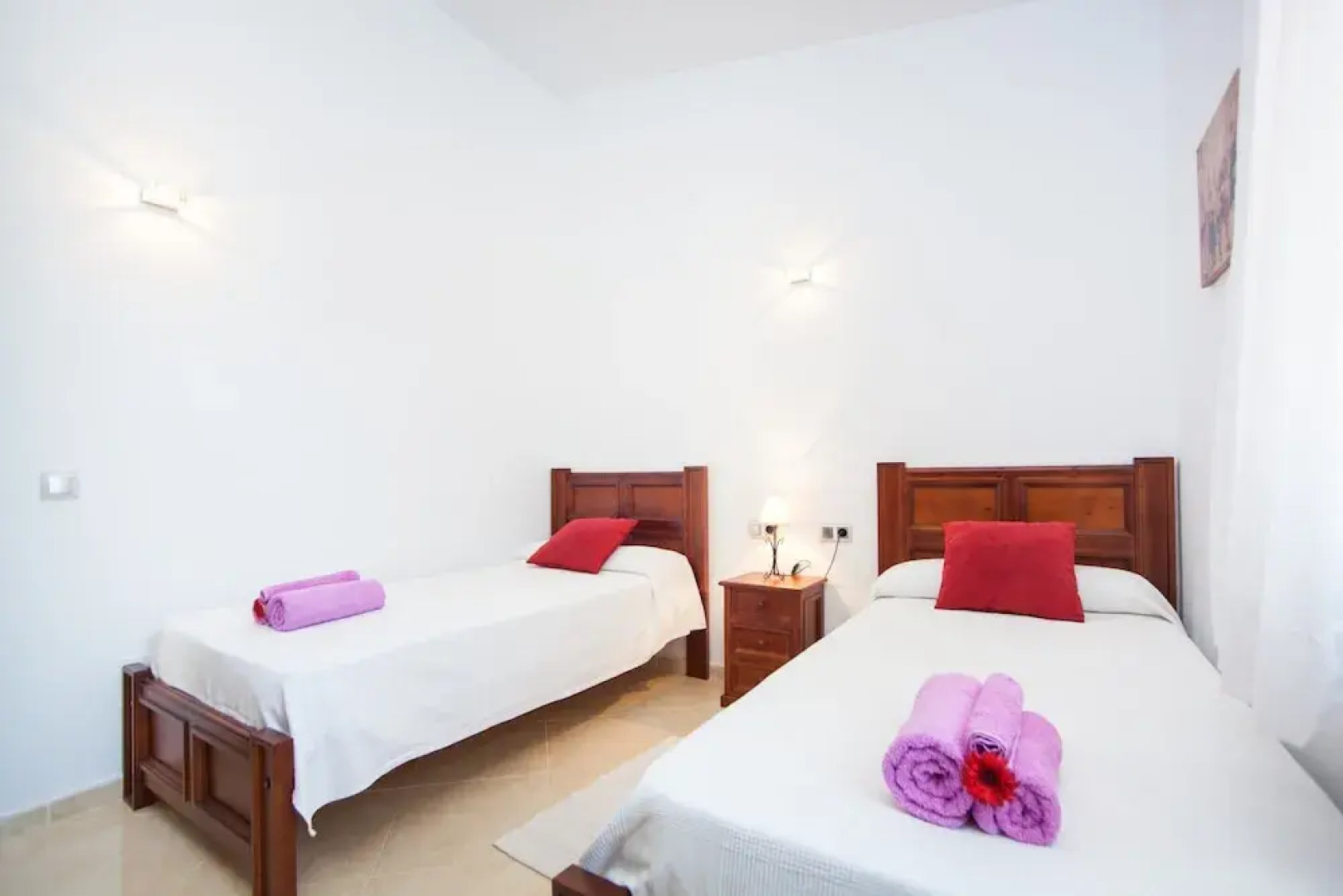 Villa With Pool & Terrace