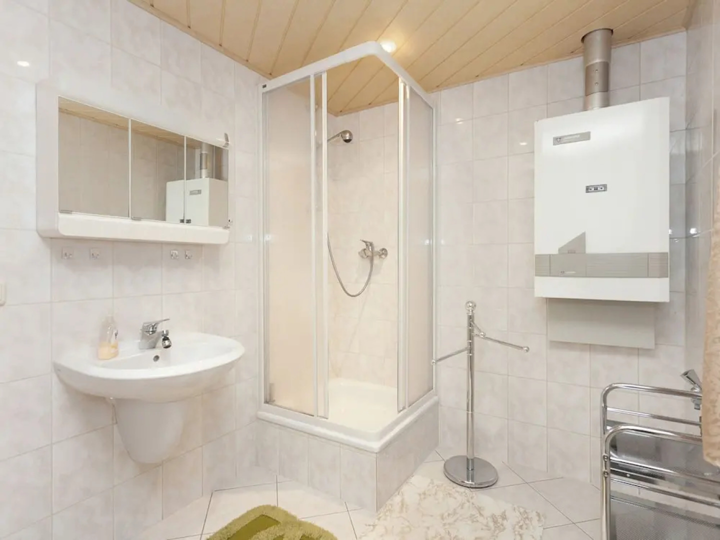 Family-friendly Forest Home