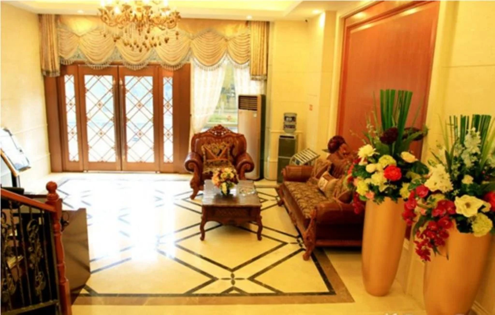 Chengdu Man Ya Hotel