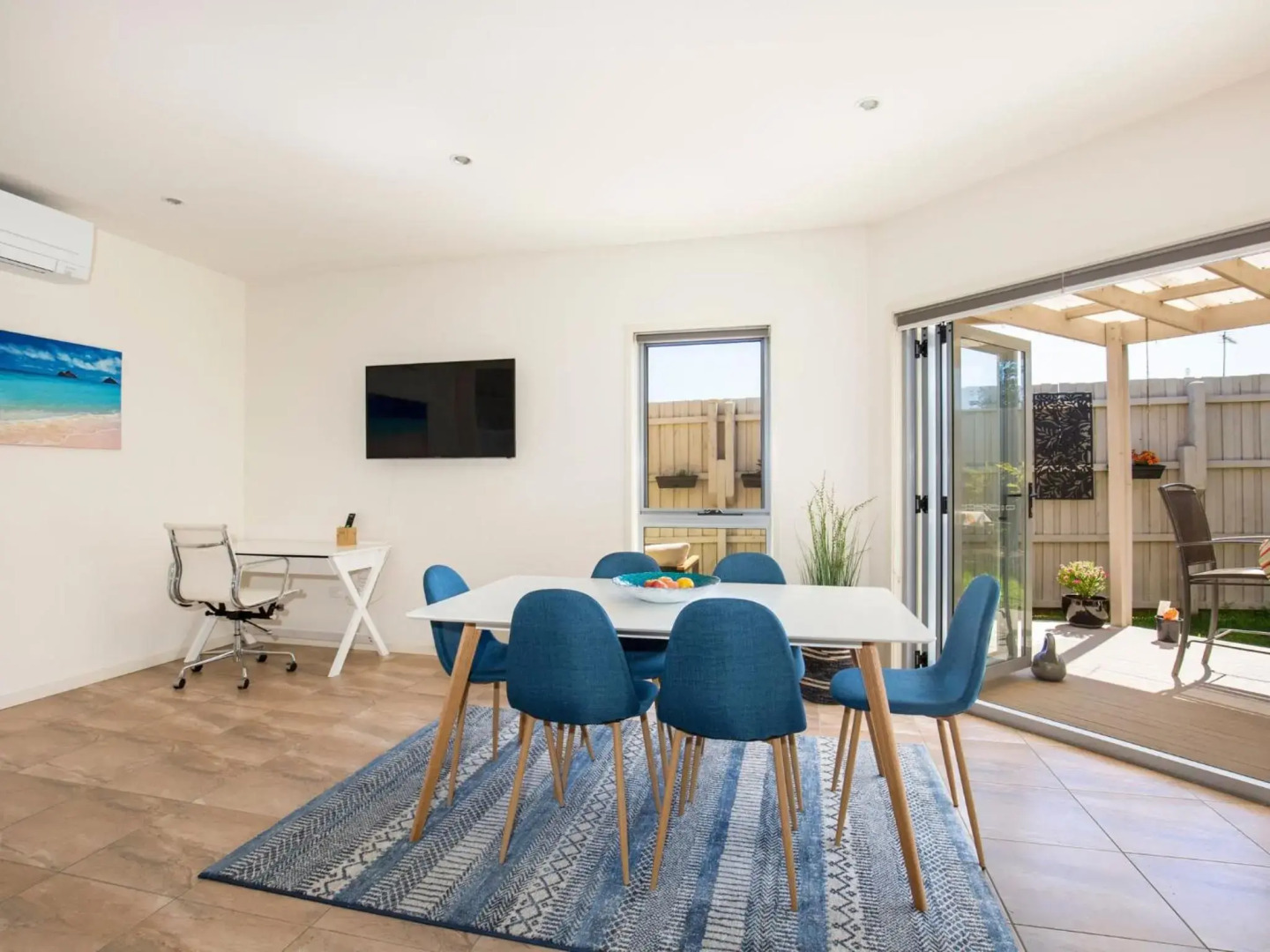 Thalassa I Pet Friendly I 2 Mins Walk to Beach