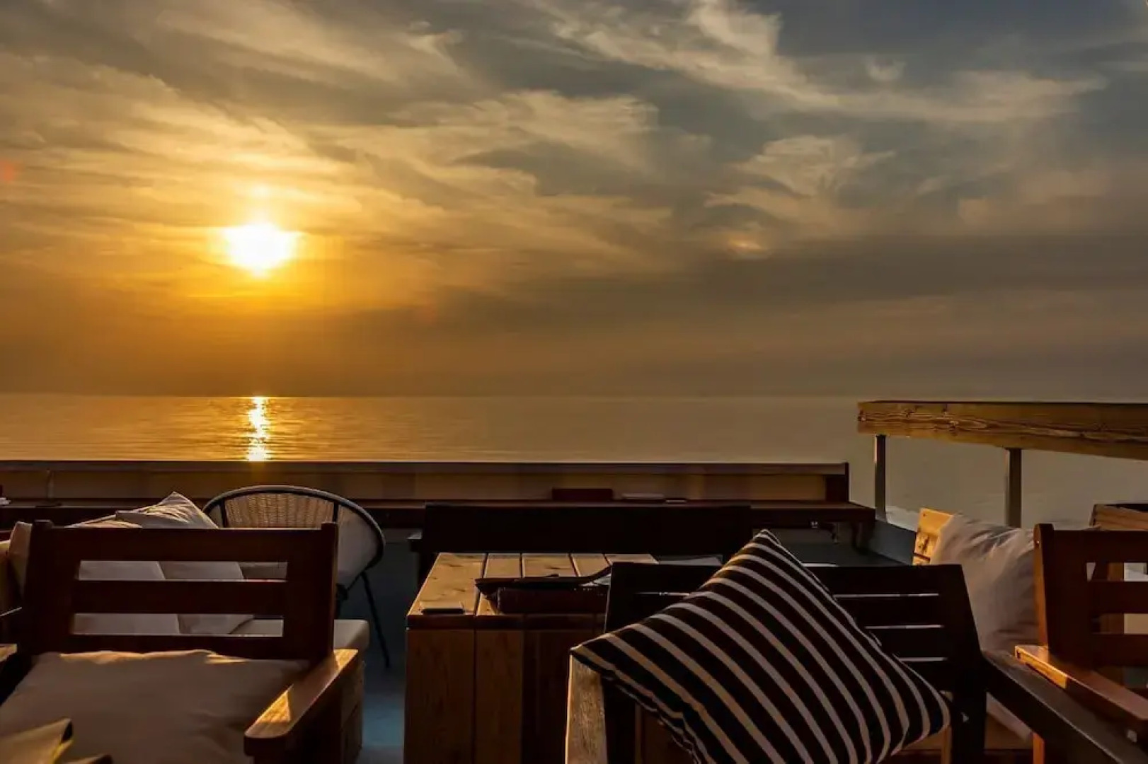 Villa&Glamping Lazy Inn.