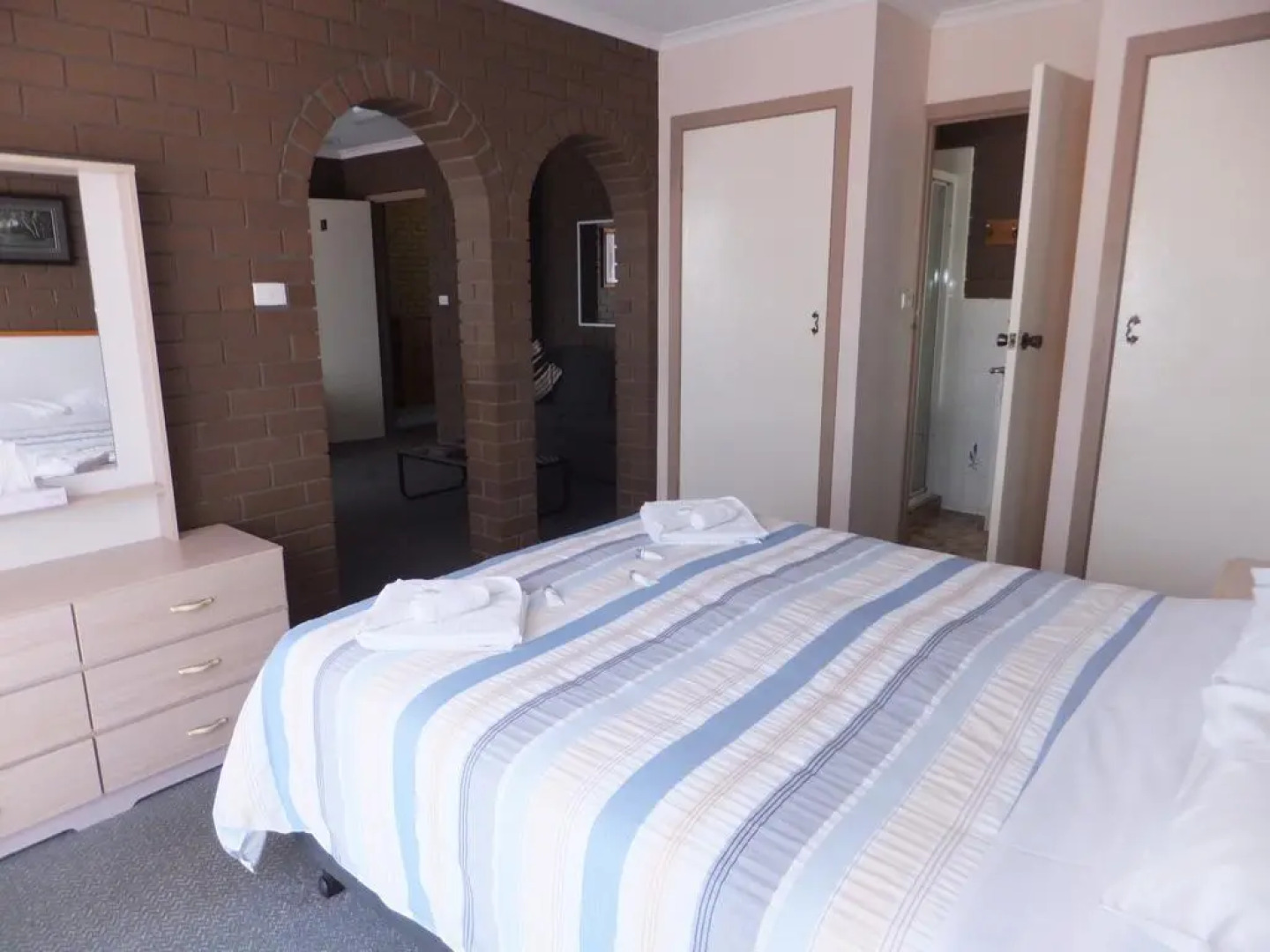 Paradise Holiday Apartments