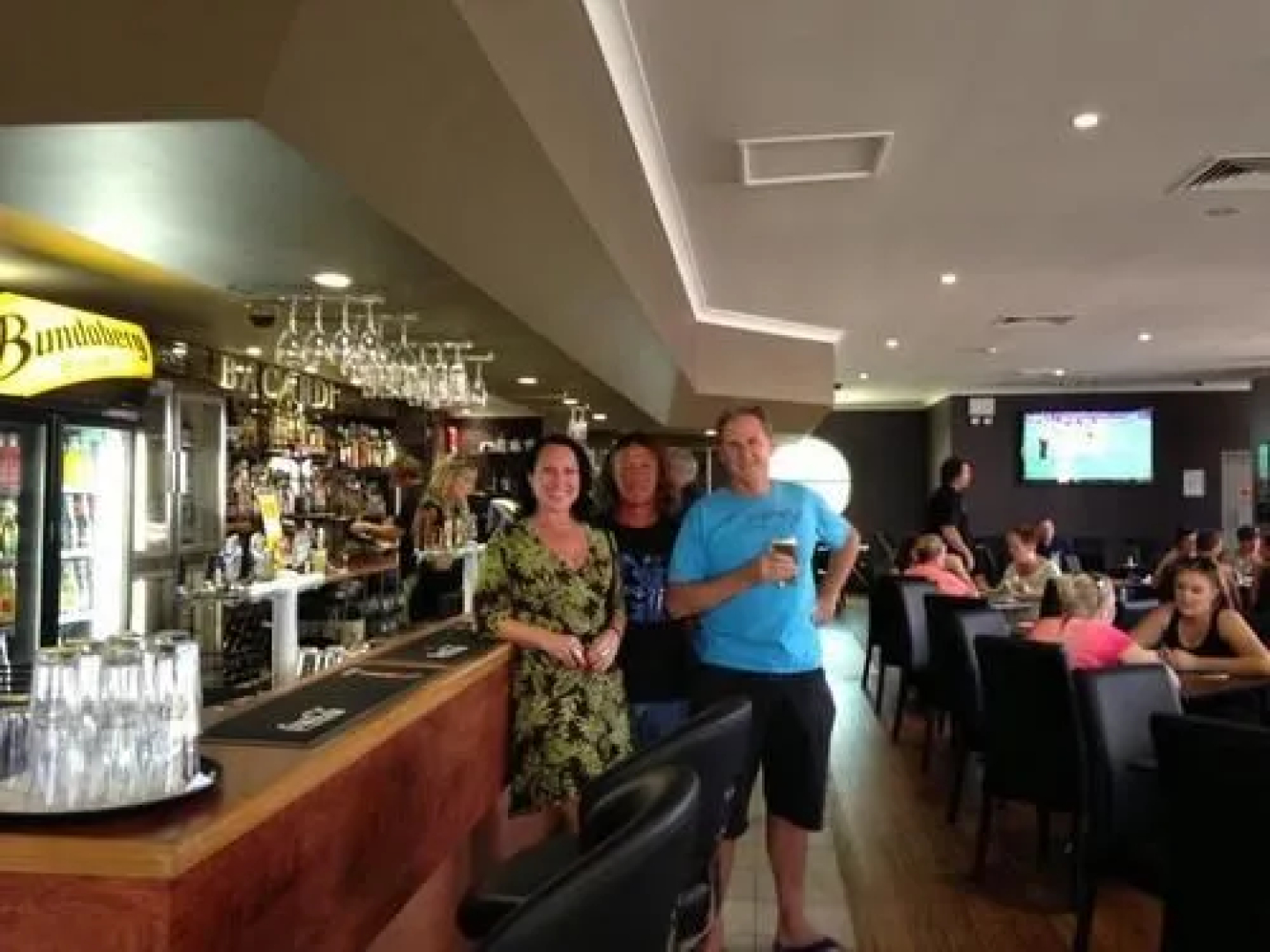 Australian Hotel