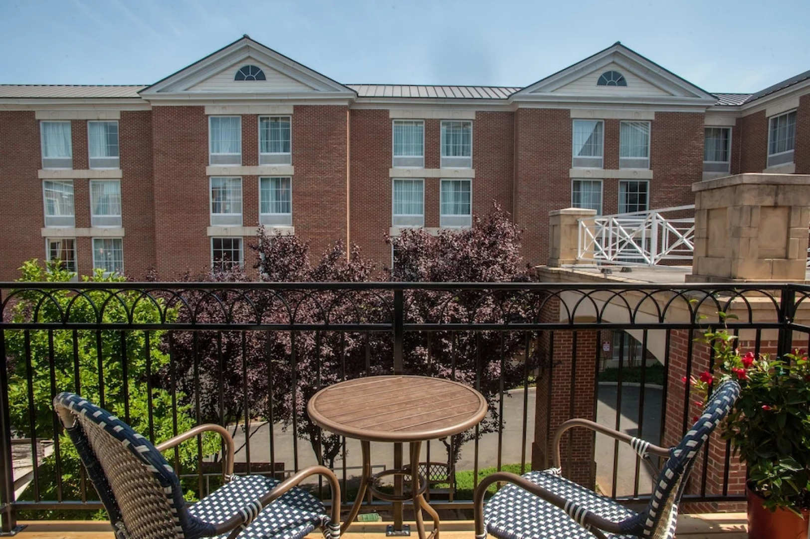 Dinsmore Boutique Inn