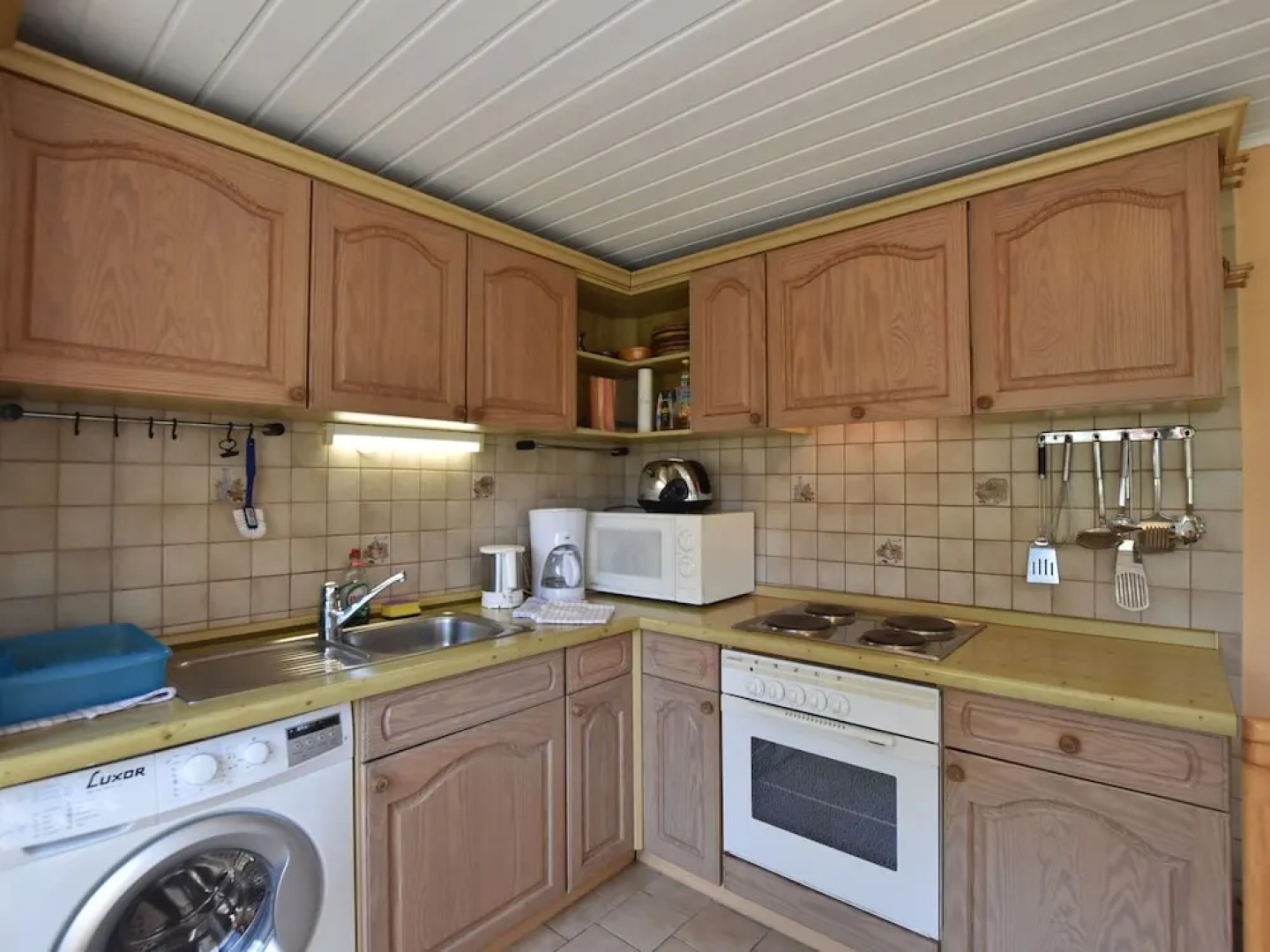 Exquisite Mansion in Pugholz near Sea