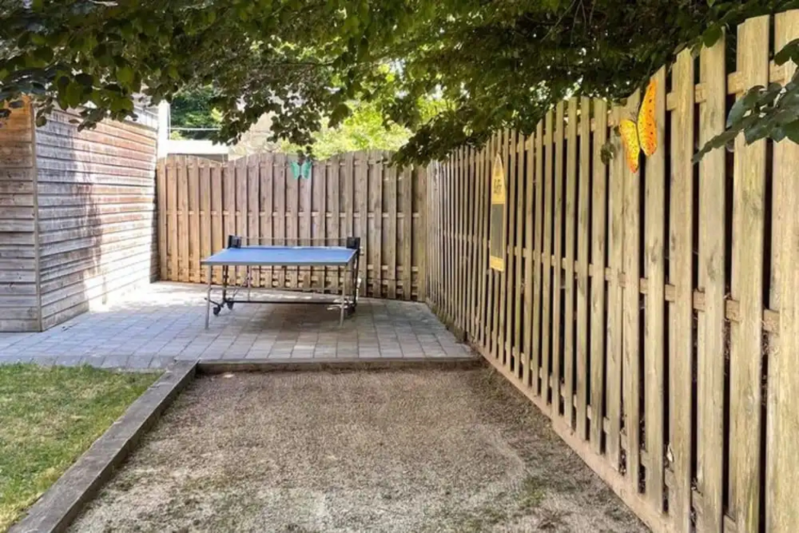 Large Group House with Welness Equipment & Swimming Pool near Malmédy