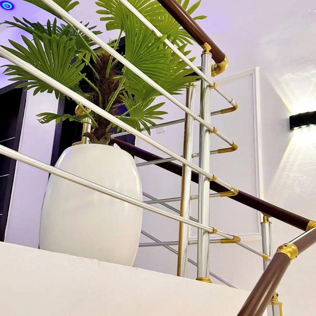 Luxury Shortlet Apartment LBS, AJAH