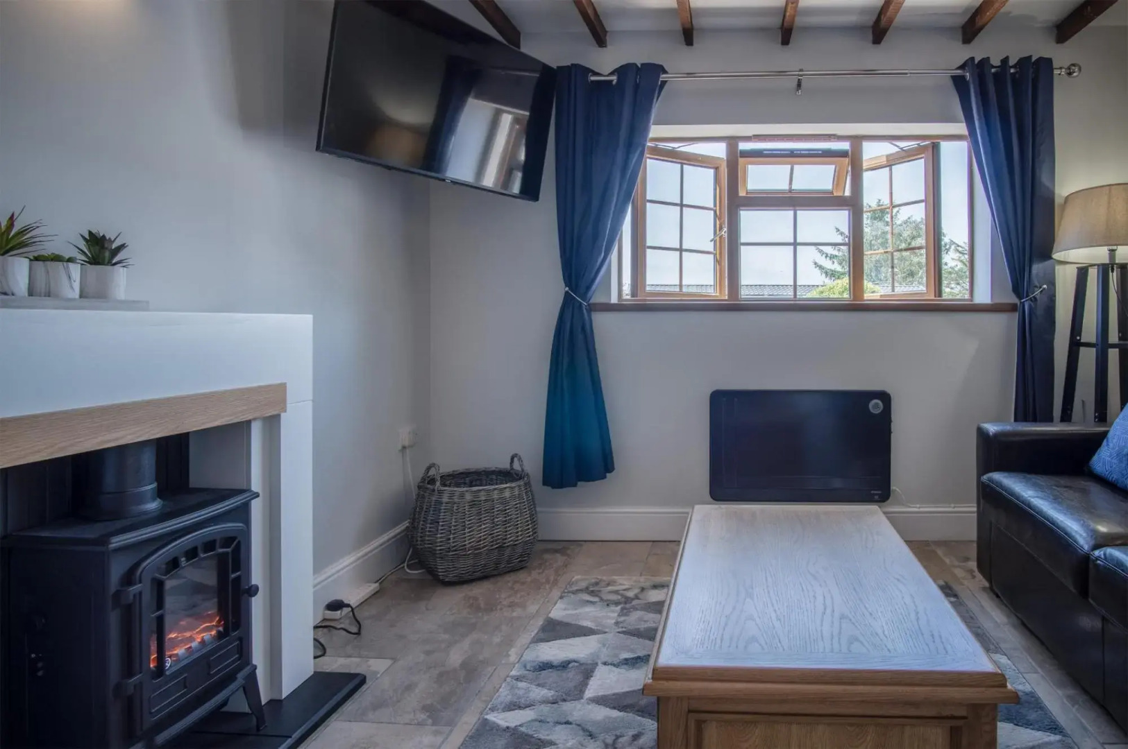 Honeysuckle Cottage - 1 Bedroom - Amroth