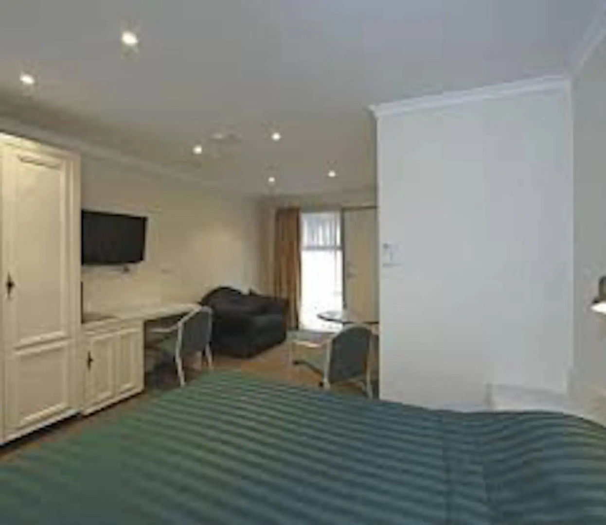 Claremont Hotel Motel