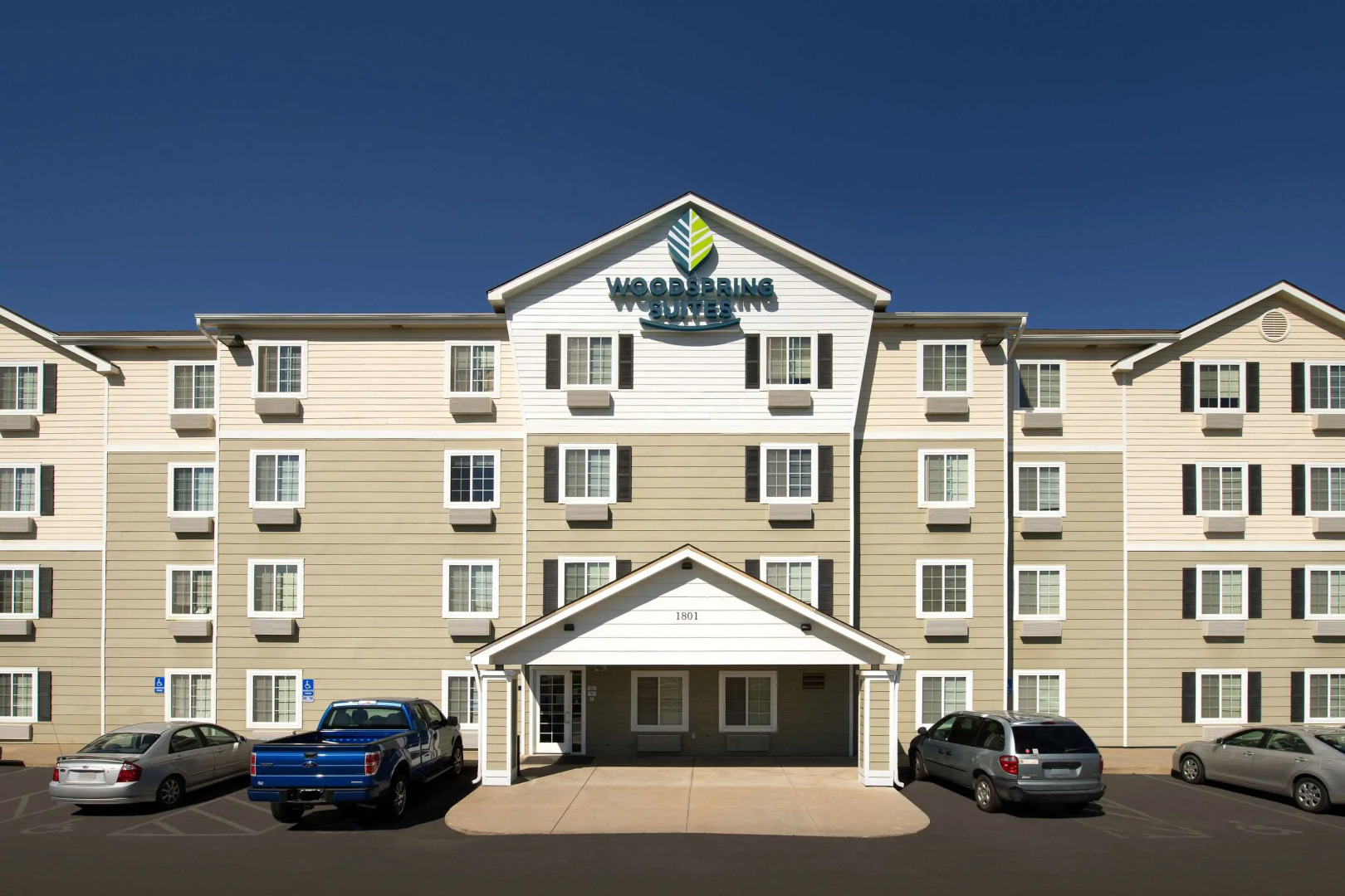WoodSpring Suites Topeka