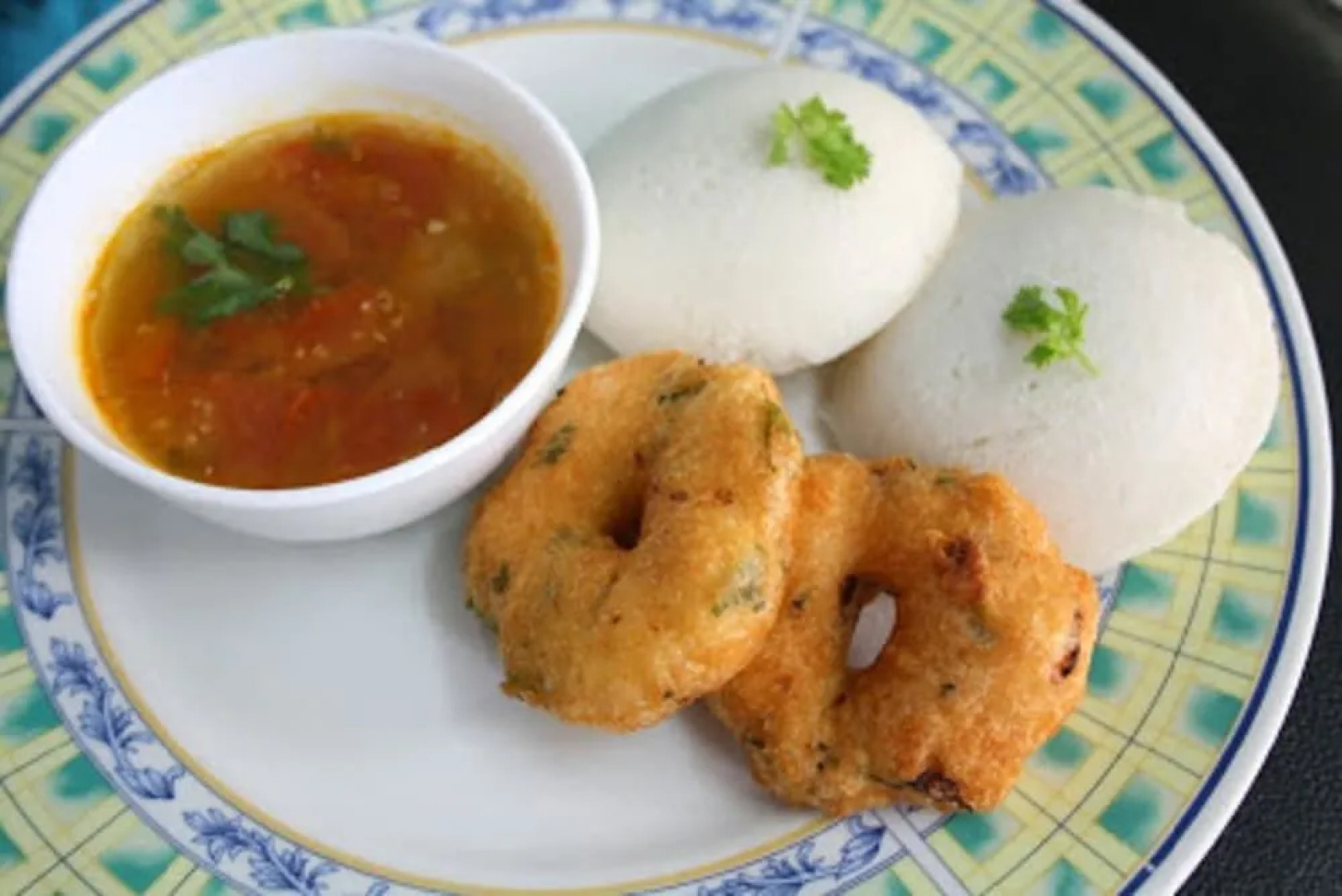 Parisha Residency - Temple Side Hotel