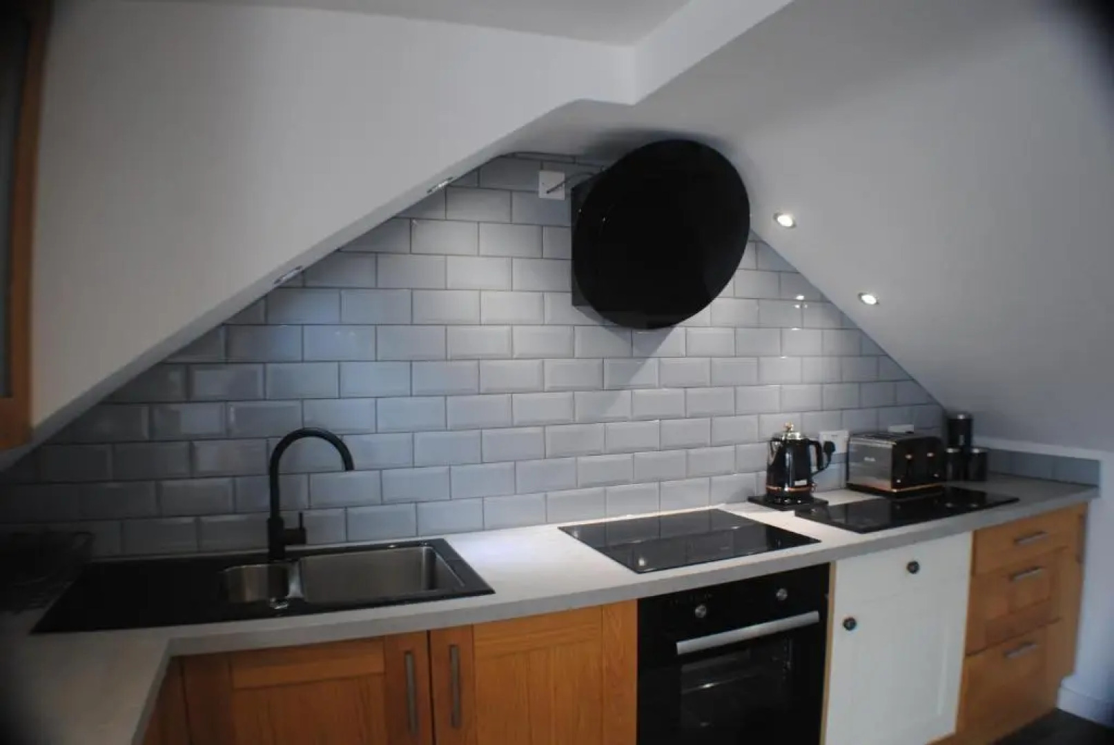 UPSIDE DOWN HOUSE At Fairview Farm in NOTTINGHAM set in 88 acres