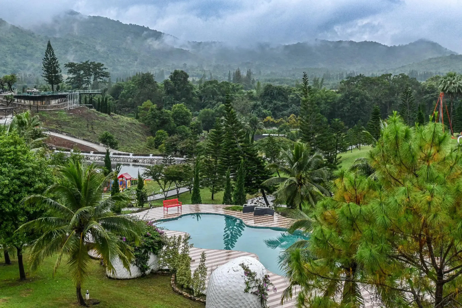 Swiss Valley Hip Resort