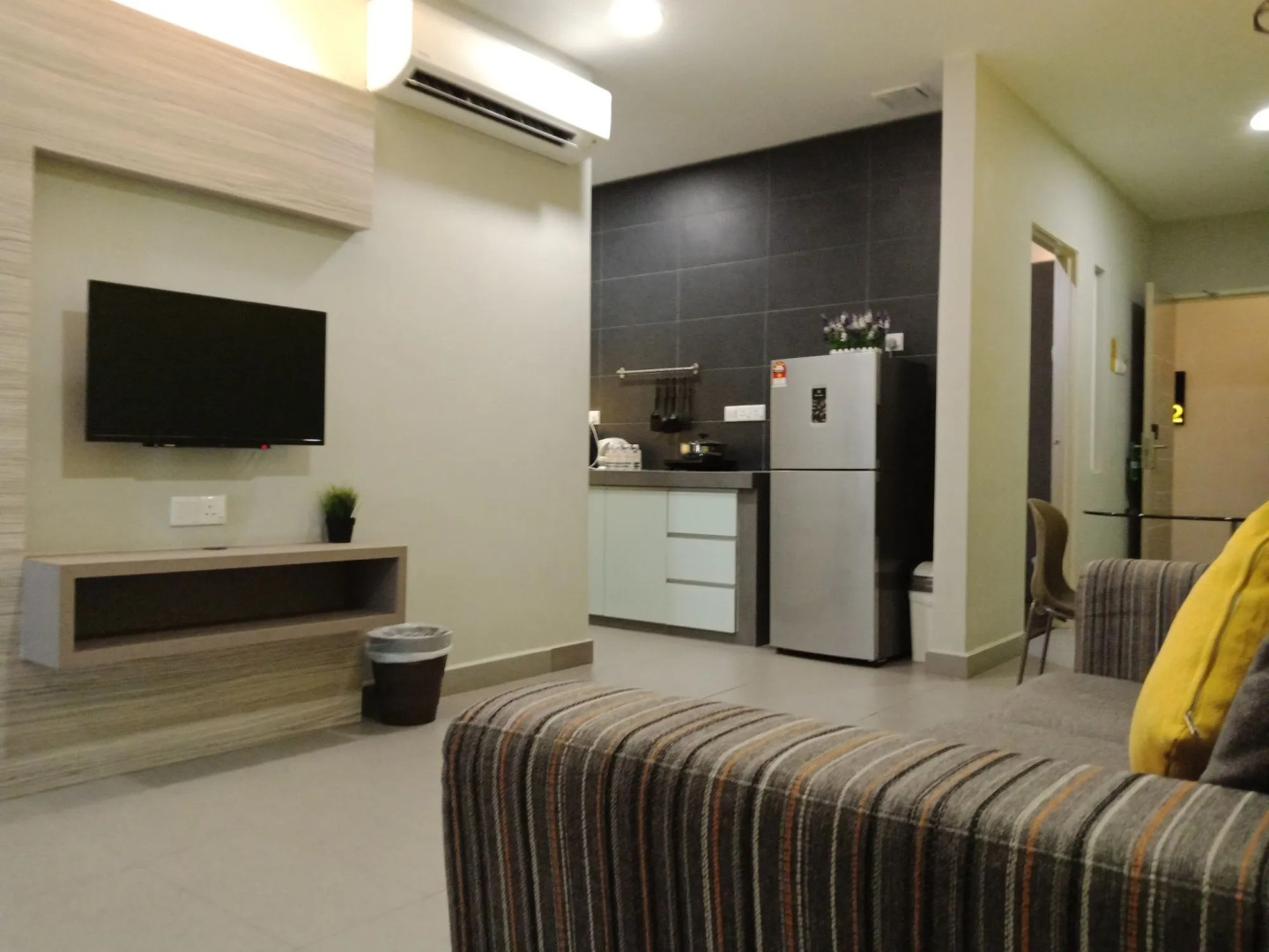 Lemon8 Hotel Apartment